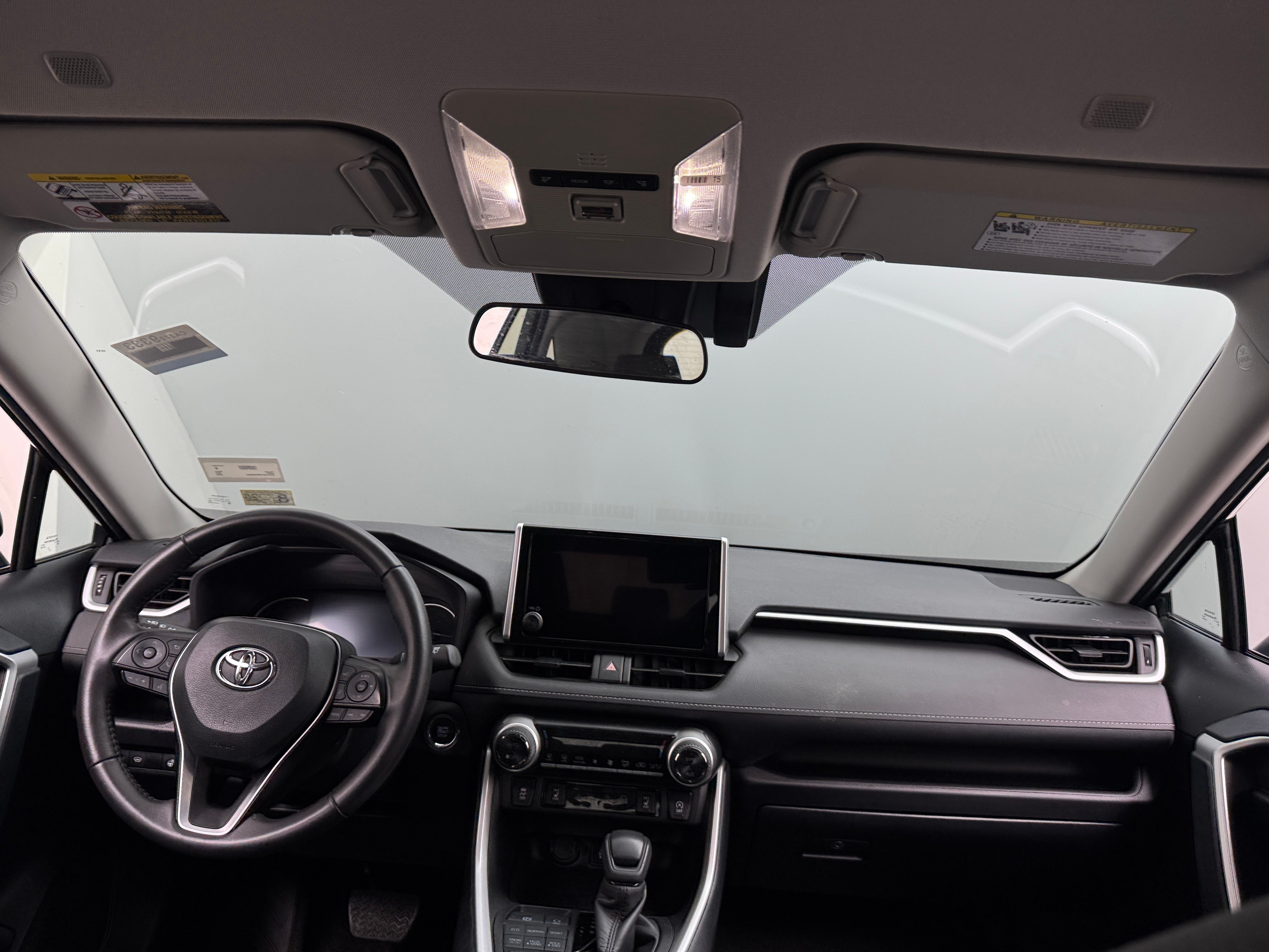 2024 Toyota RAV4 XLE 3