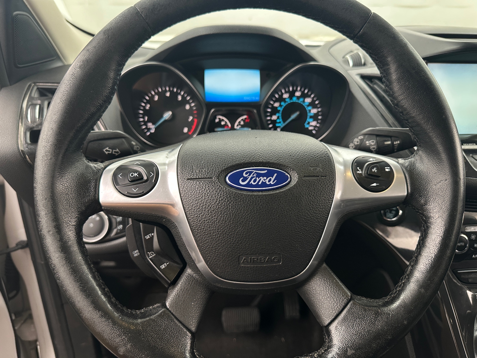 Thumbnail: 2015 Ford Escape - 4