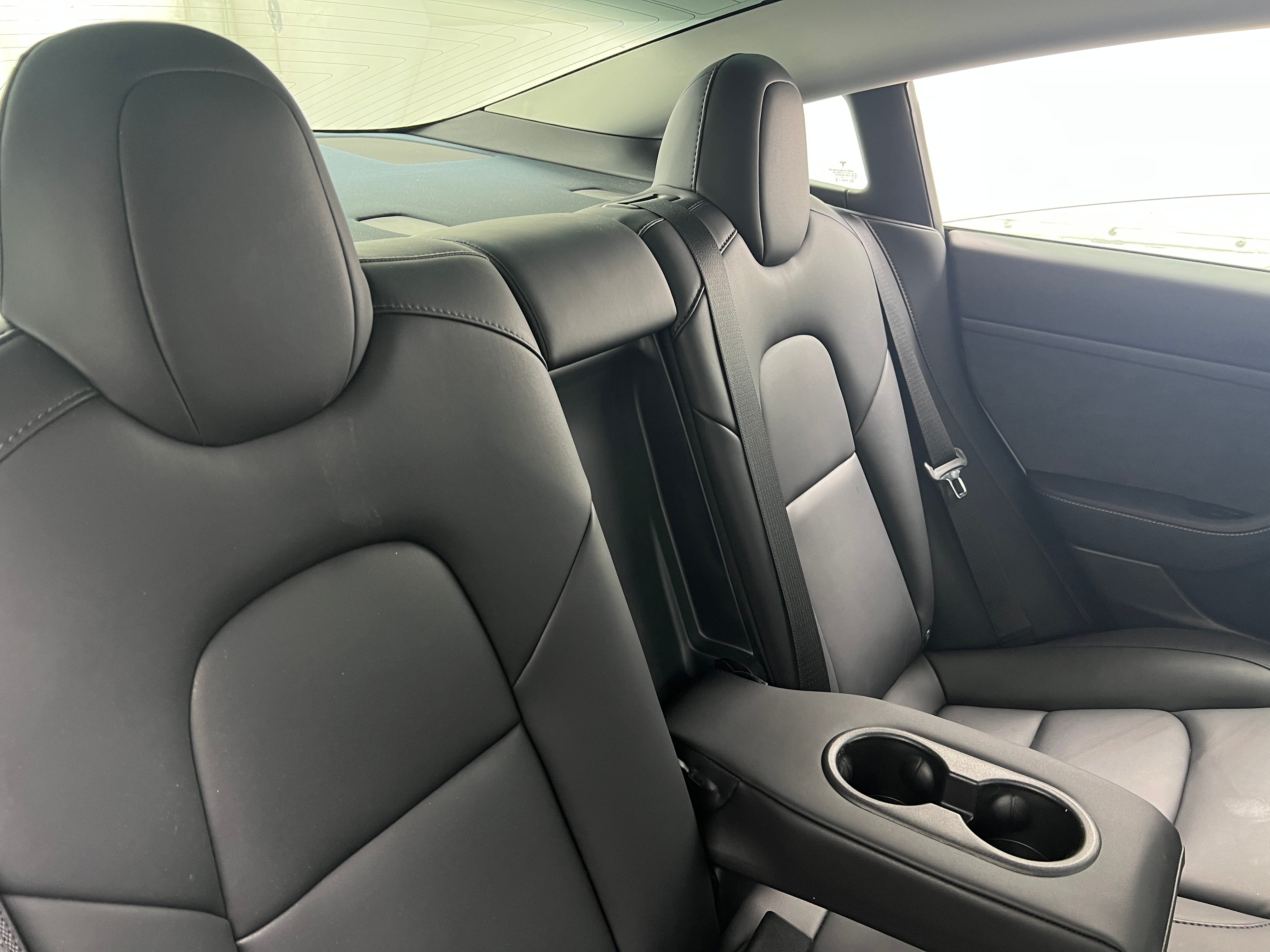2020 Tesla Model 3 Standard Range 4