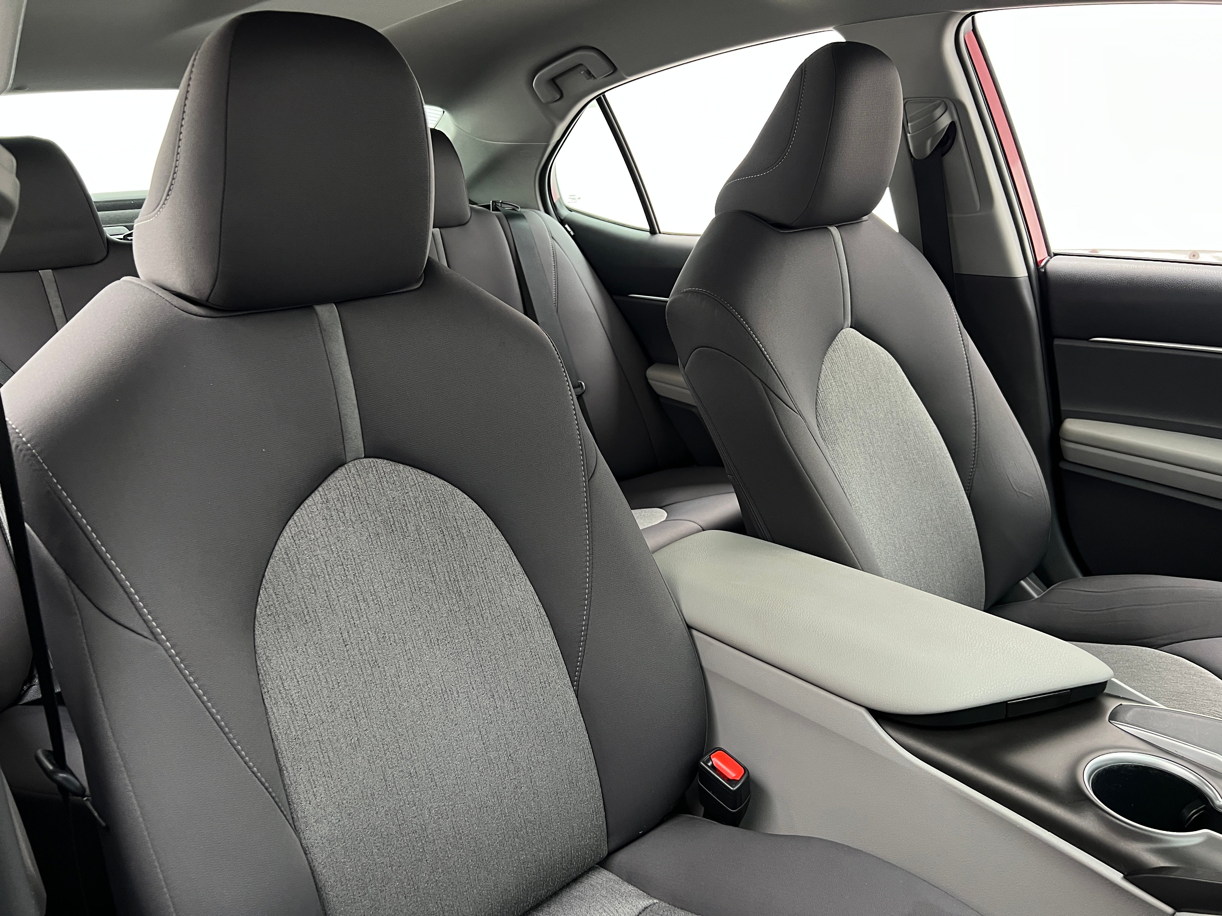 2021 Toyota Camry LE 2