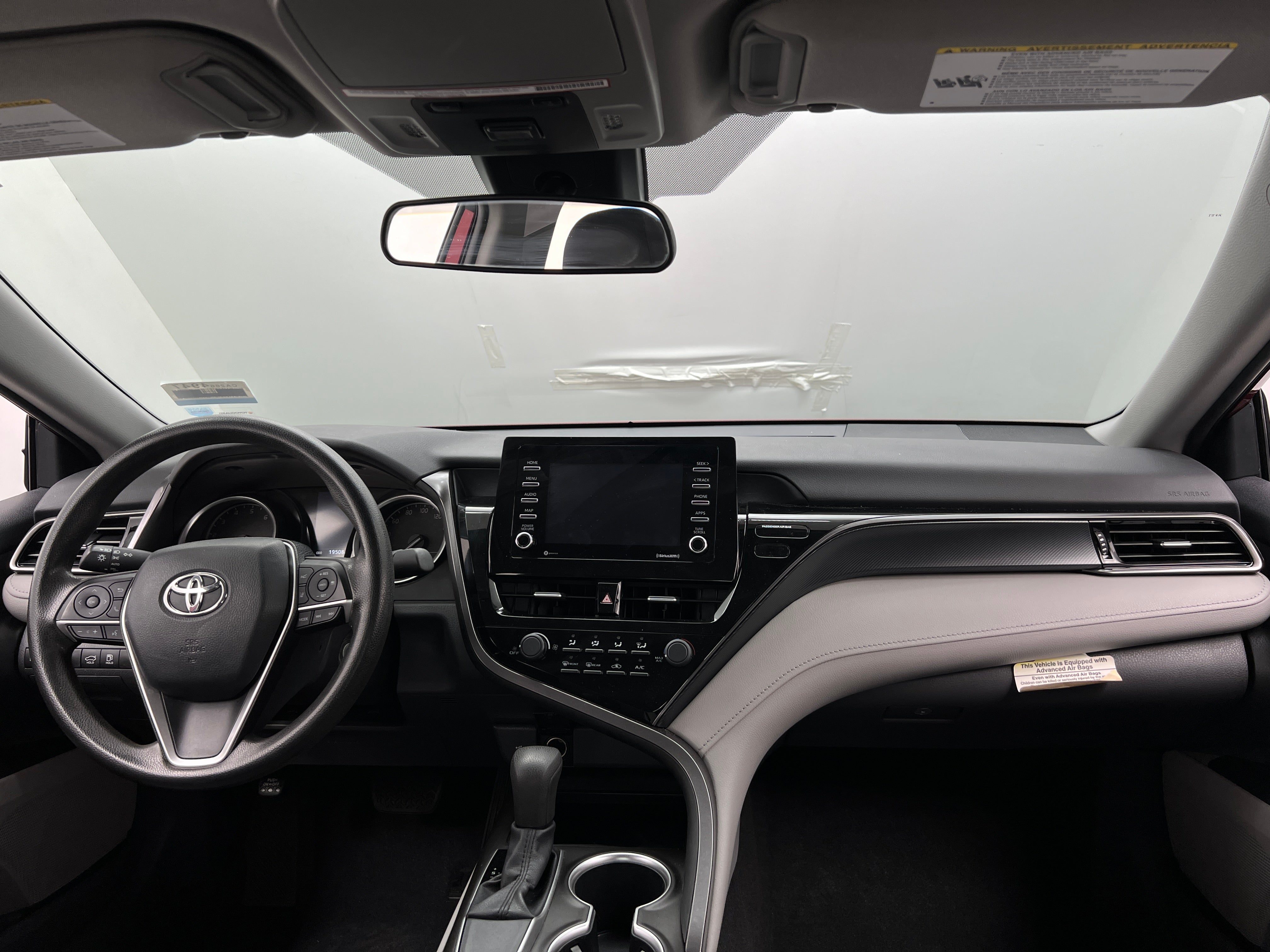 2021 Toyota Camry LE 3