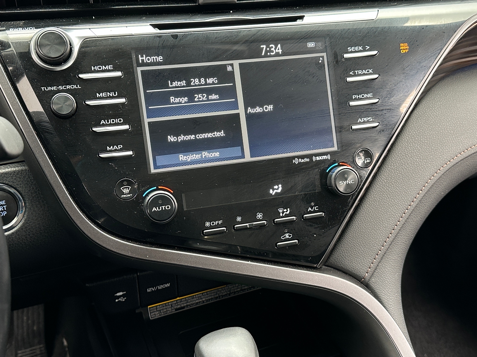 Thumbnail: 2019 Toyota Camry - 3