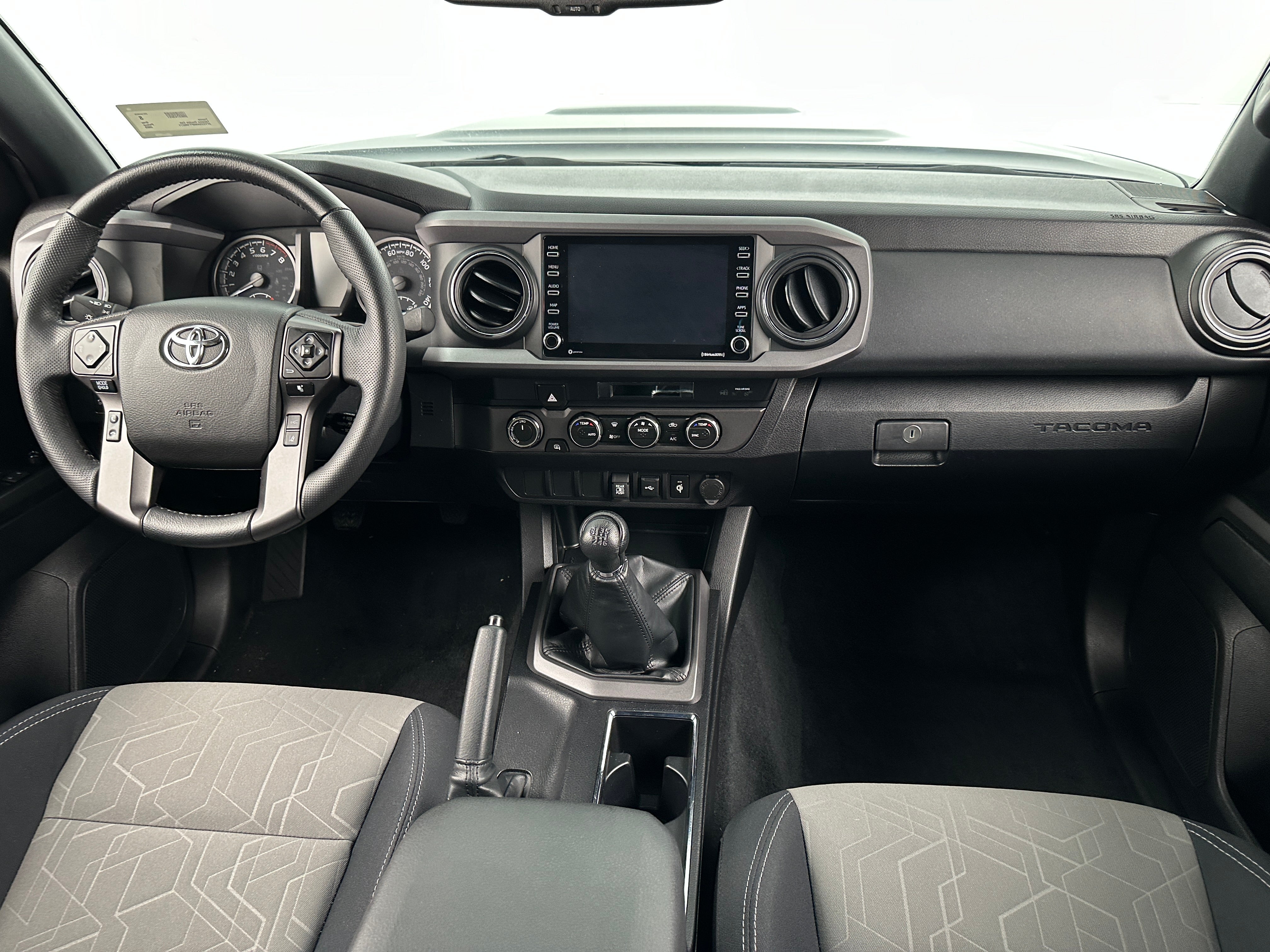 2023 Toyota Tacoma TRD Sport 3