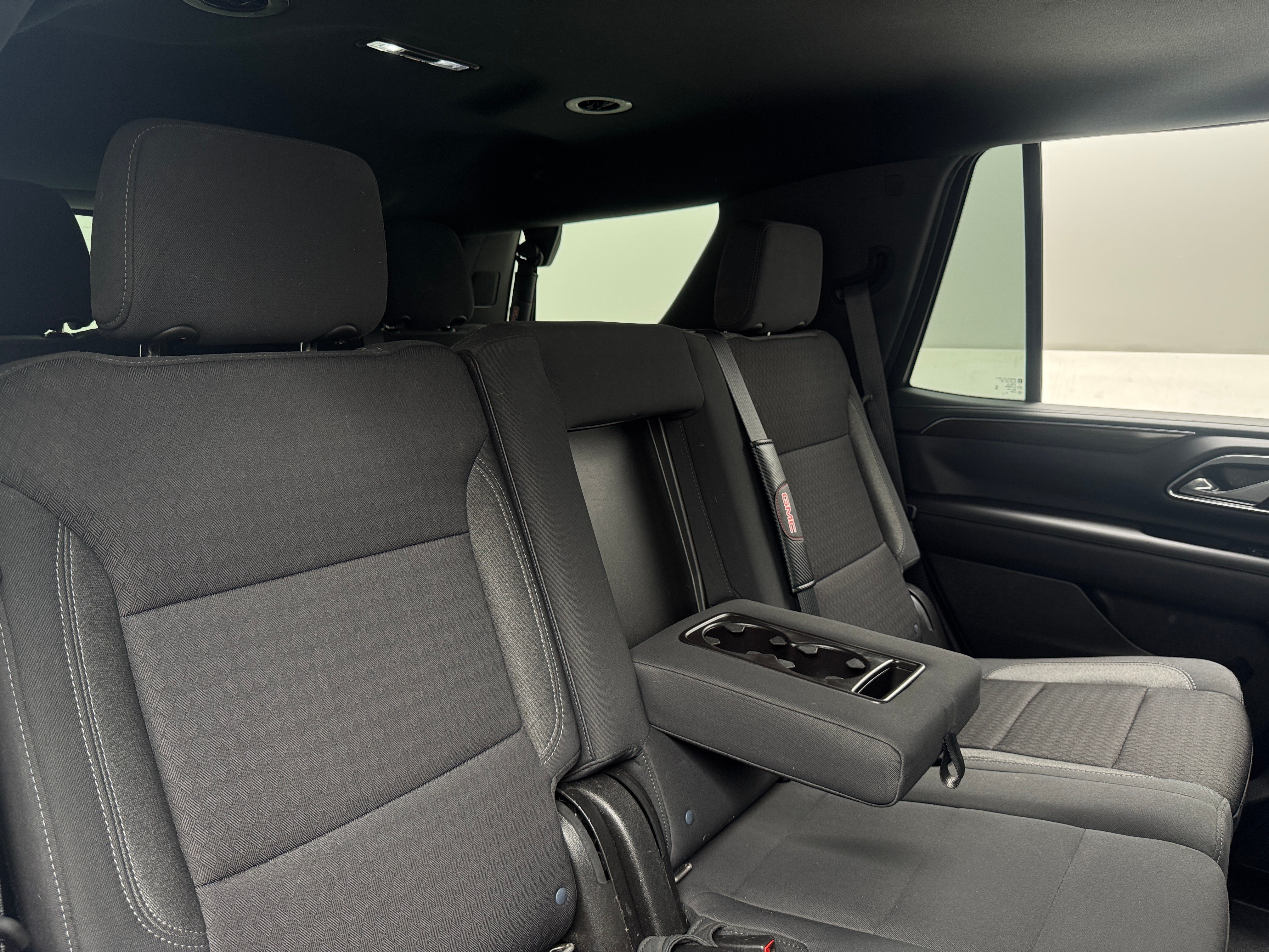 2021 GMC Yukon SLE 6