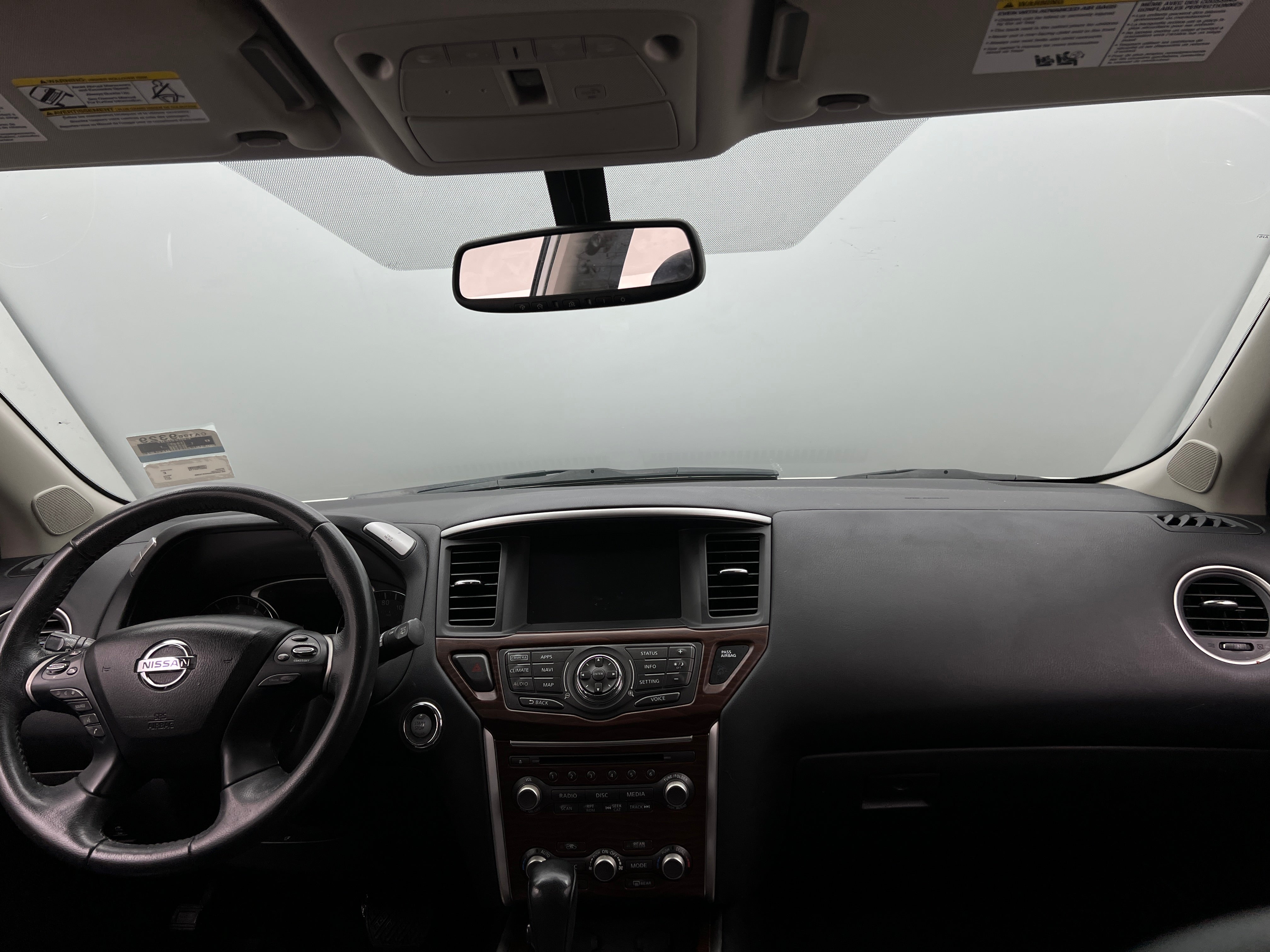 2017 Nissan Pathfinder Platinum 2