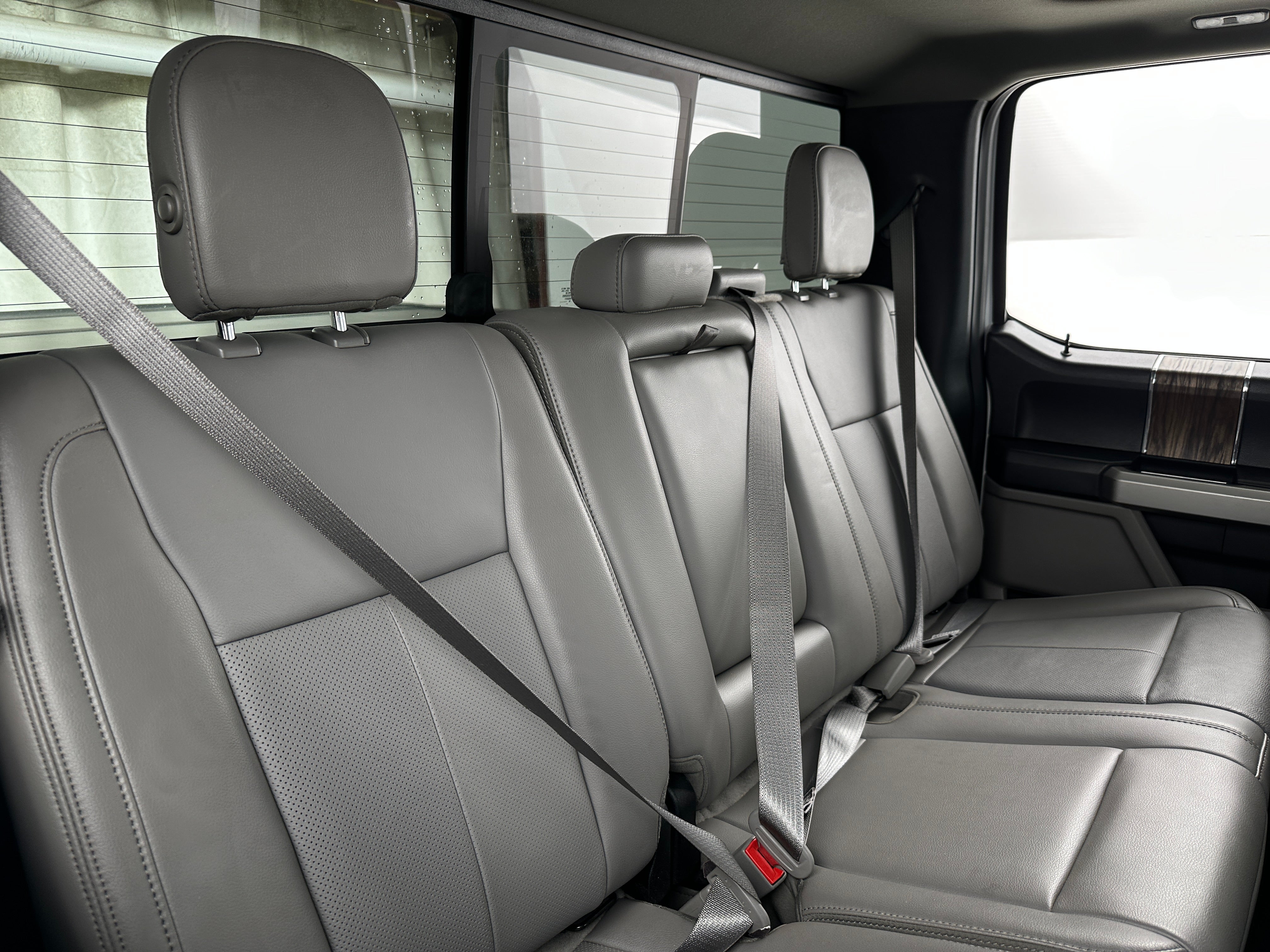 2019 Ford Econoline E-150 5
