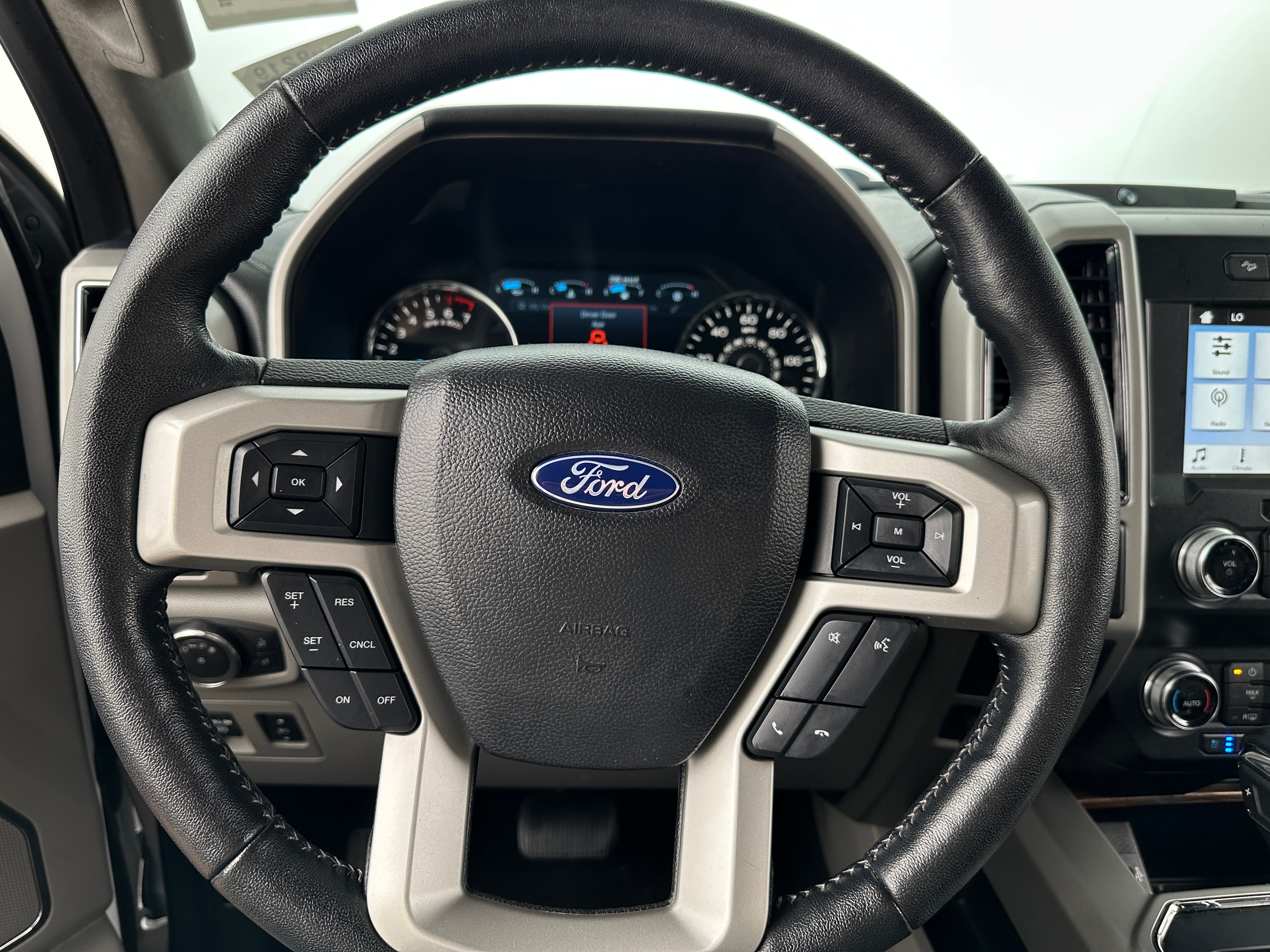 2019 Ford Econoline E-150 4
