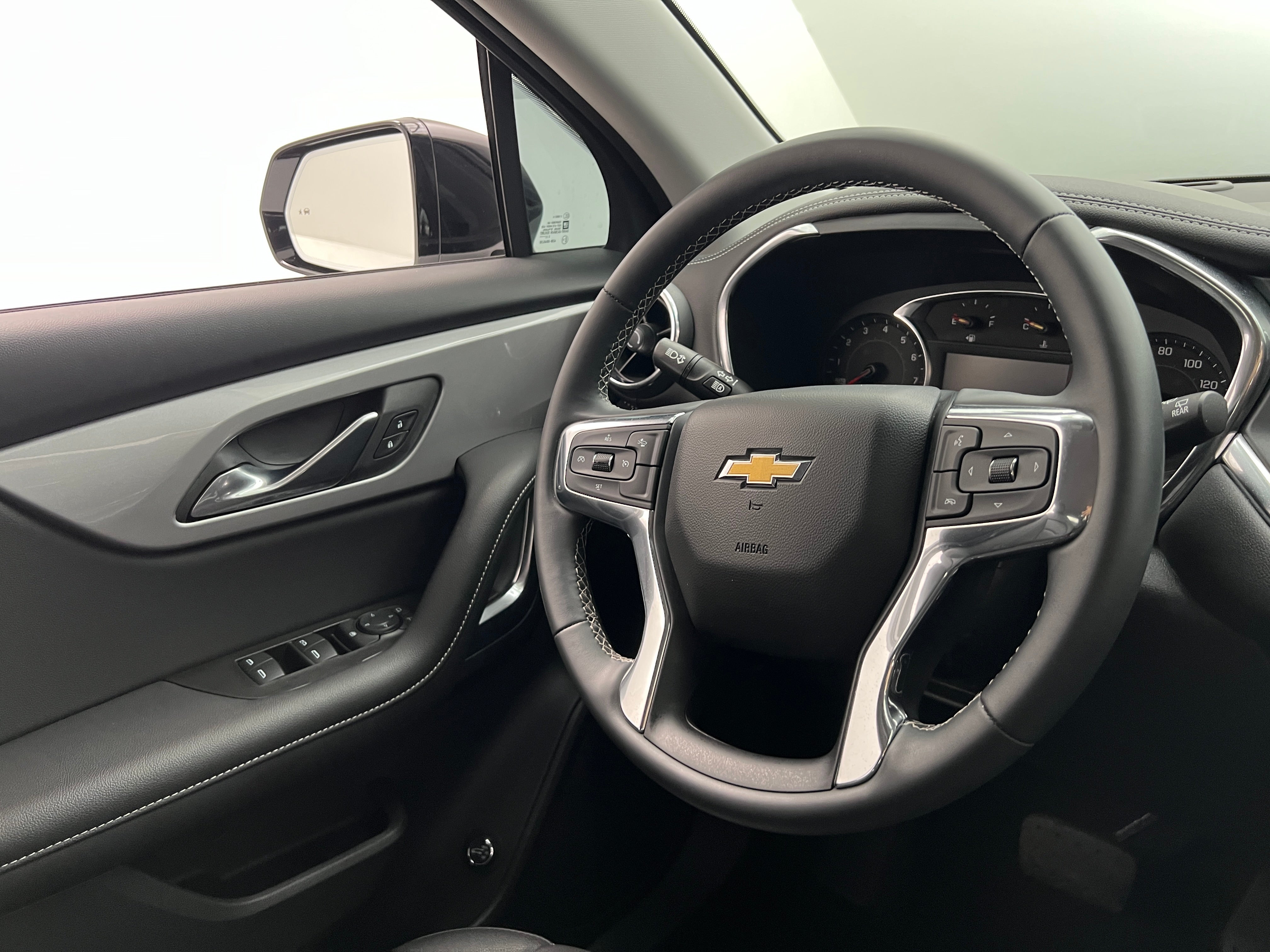 2023 Chevrolet Blazer  4