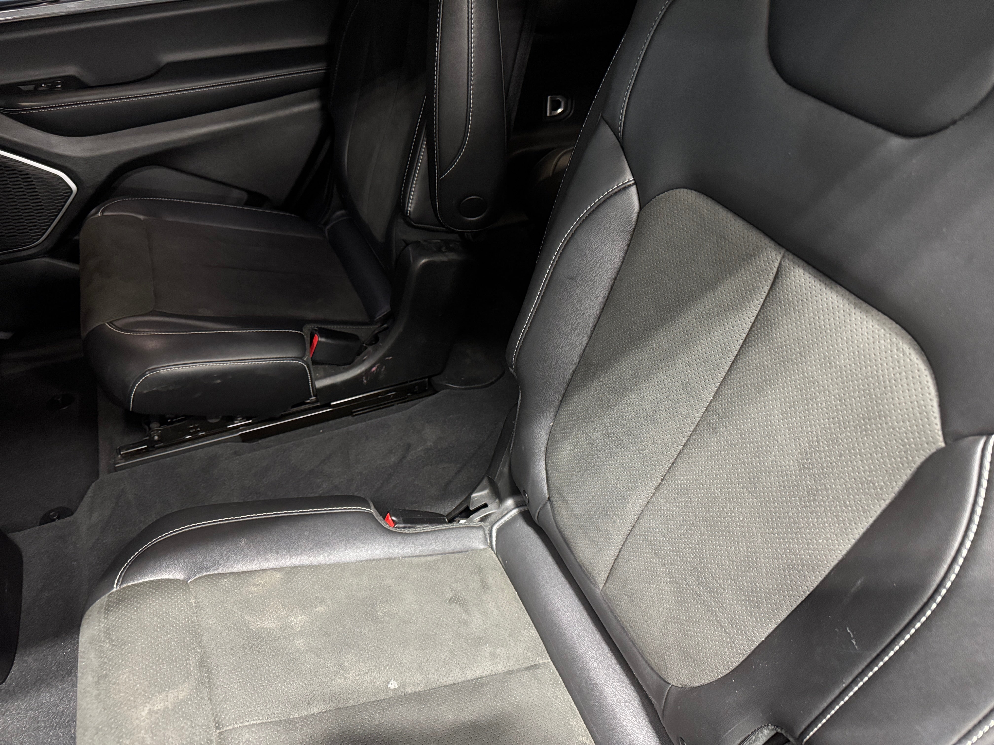 2022 Jeep Grand Cherokee L Altitude 6