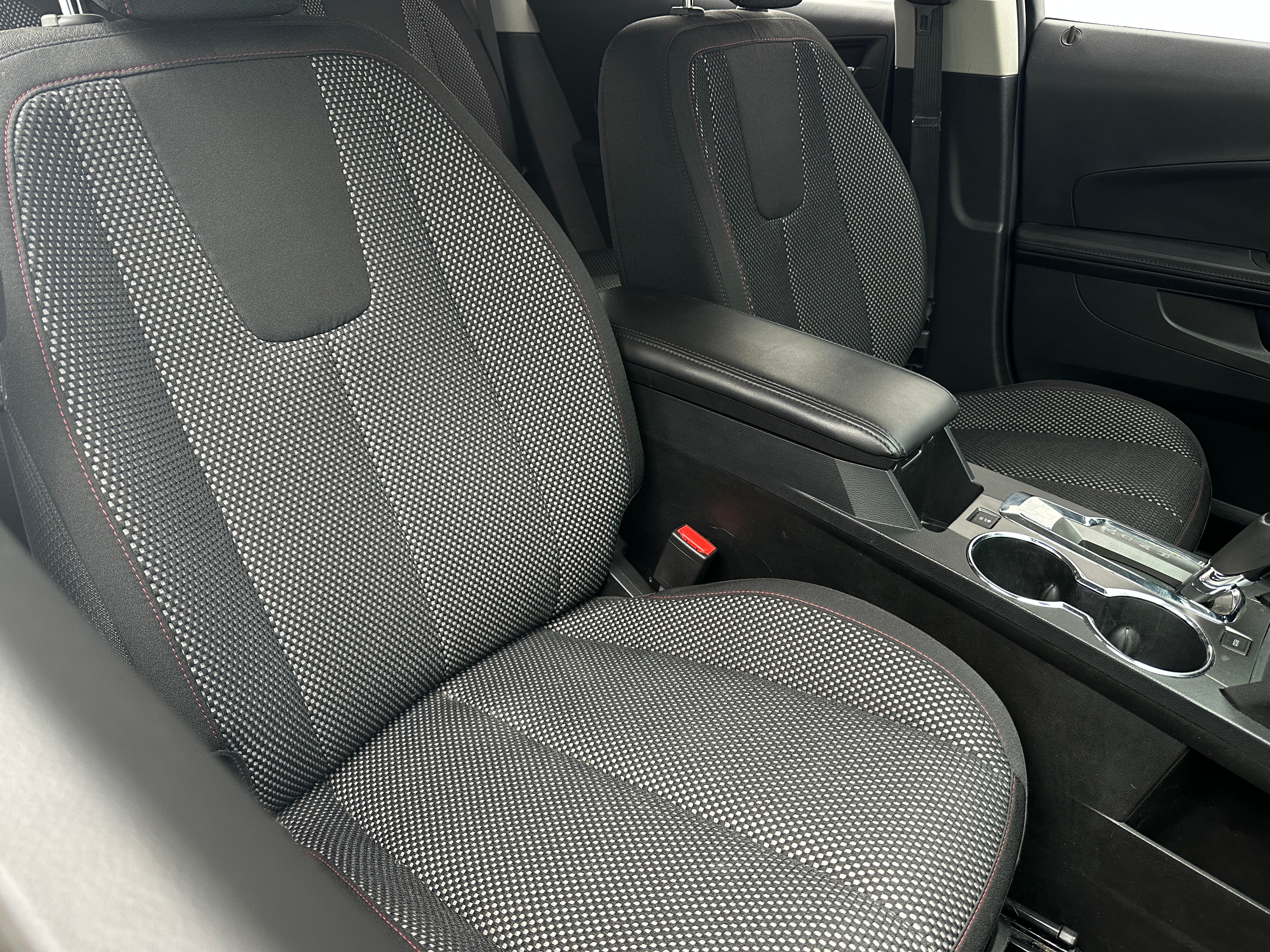 2016 Chevrolet Equinox LT 2