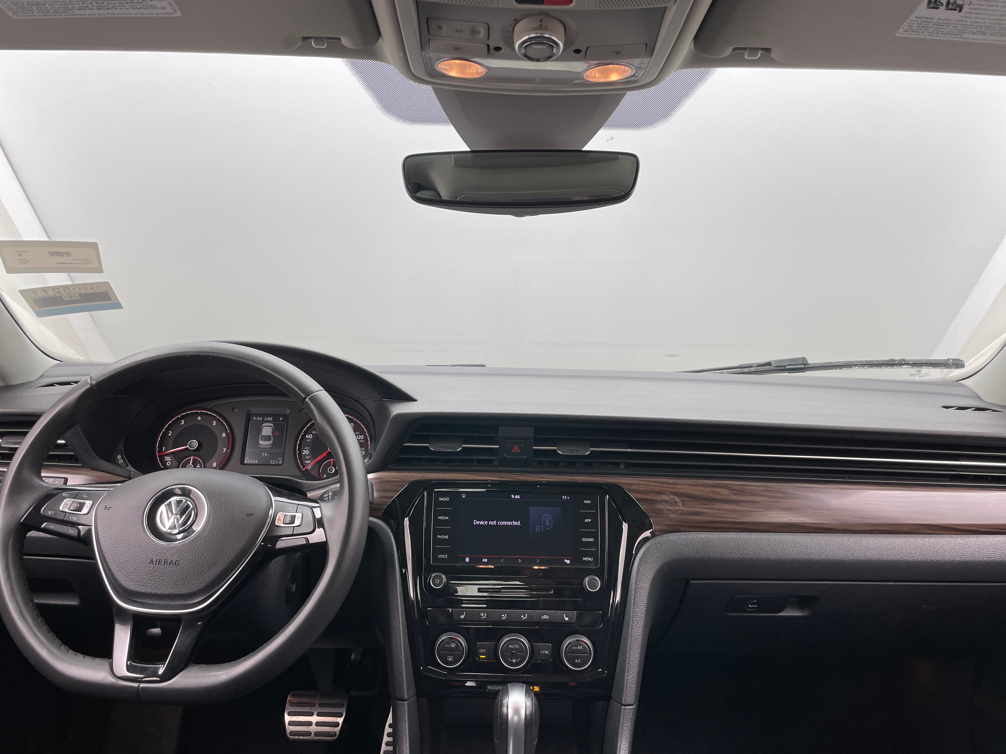 2022 Volkswagen Passat Limited Edition 2