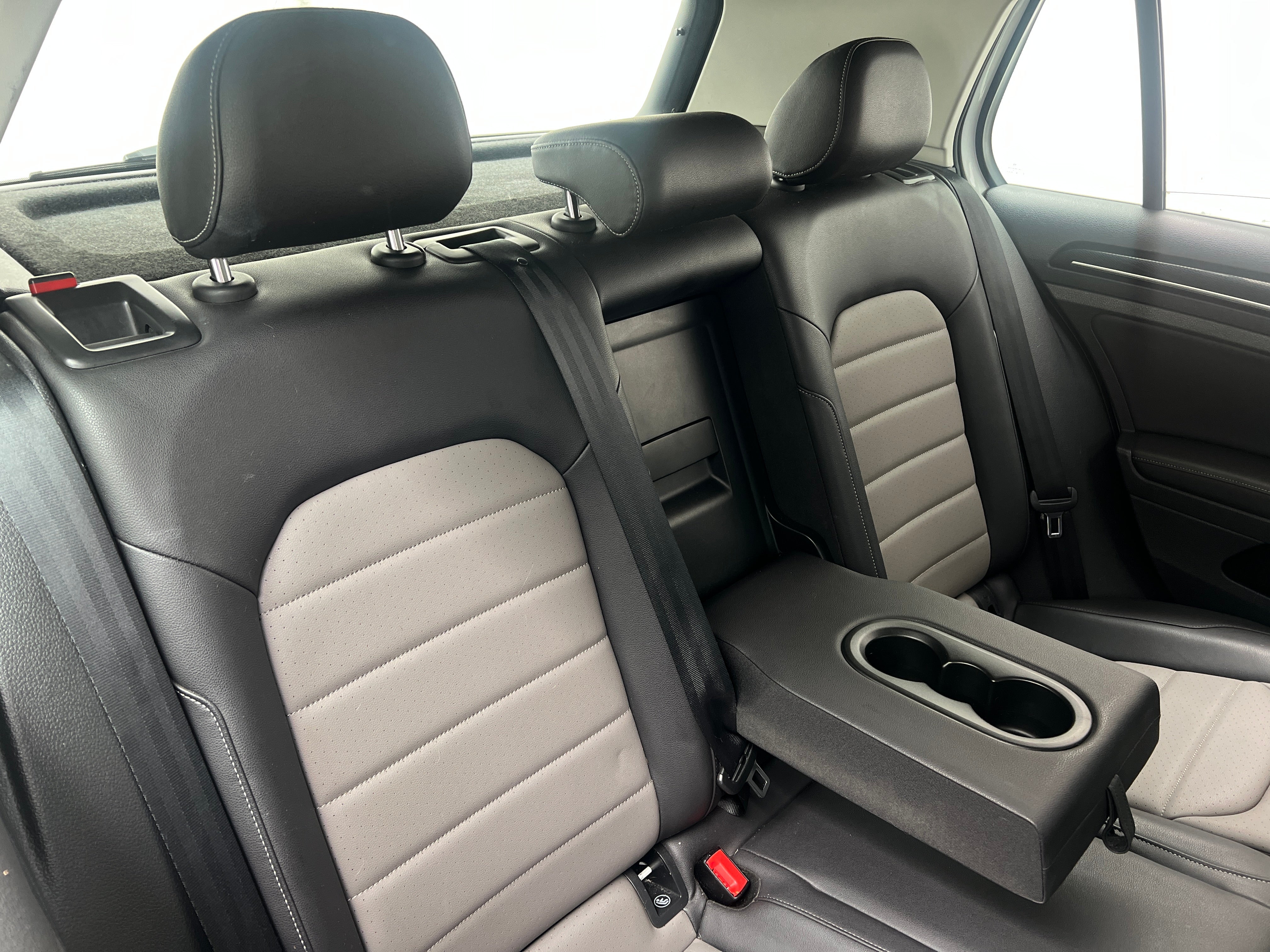 2015 Volkswagen Golf SEL 5