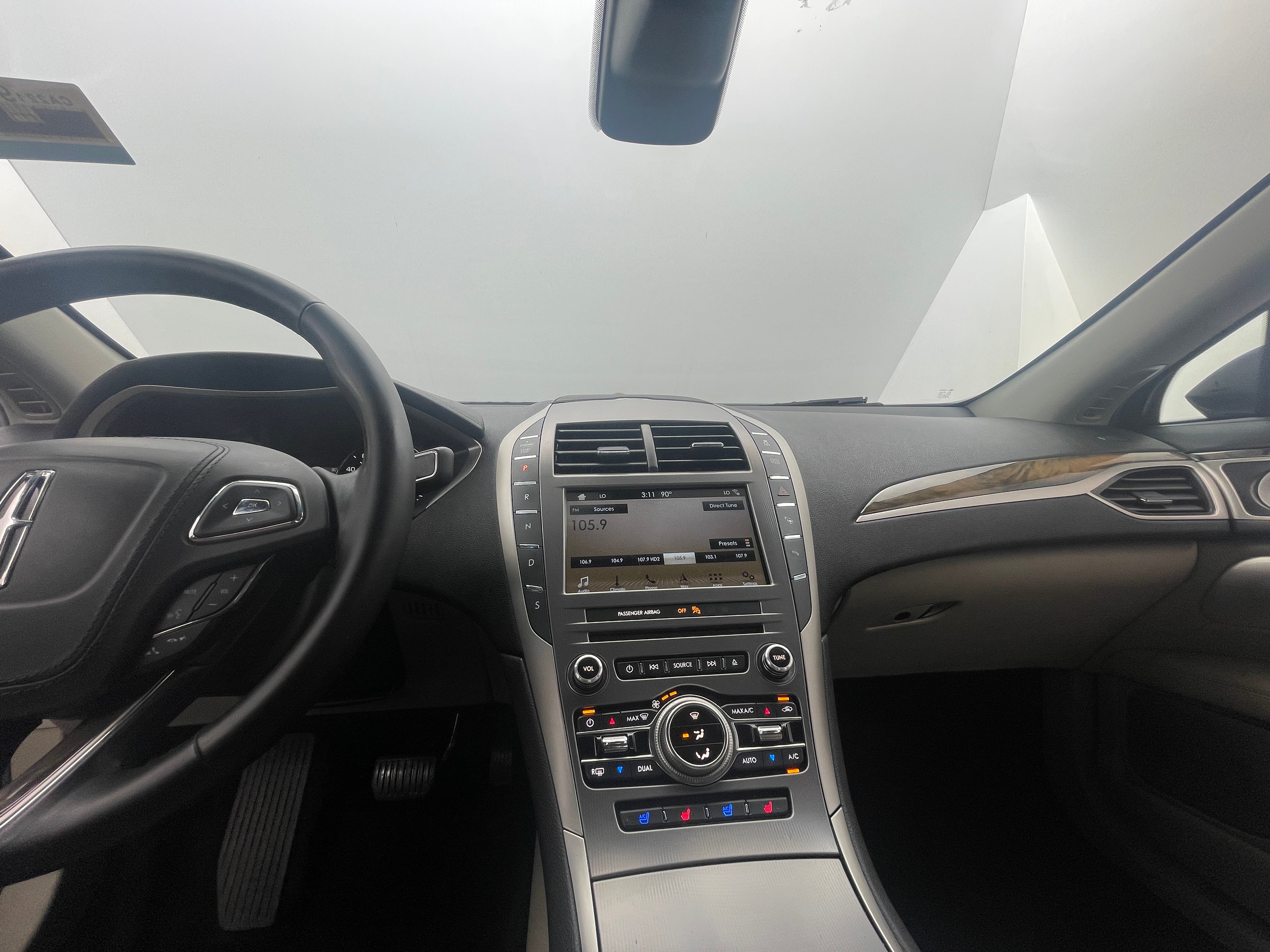 2017 Lincoln MKZ Reserve 3