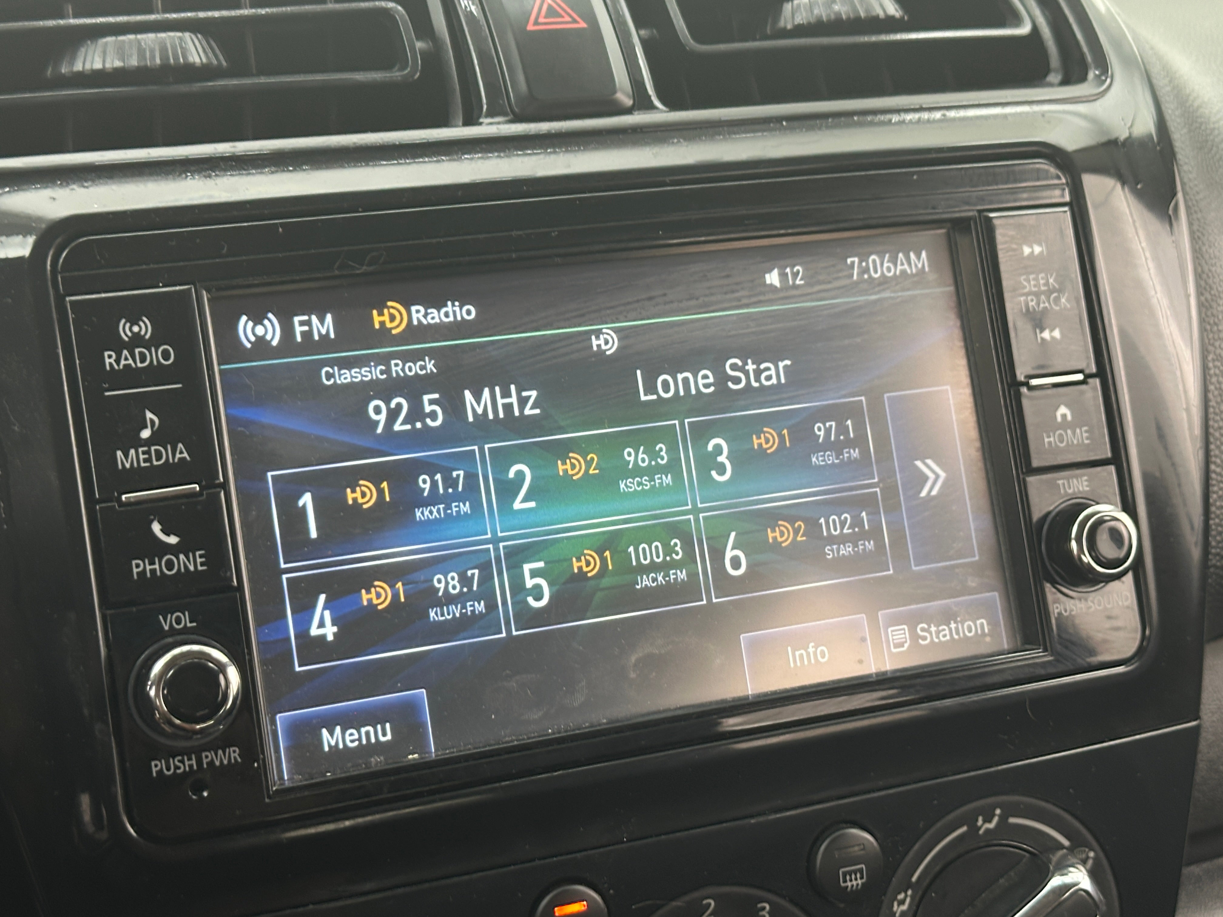 2019 Mitsubishi Mirage ES 4