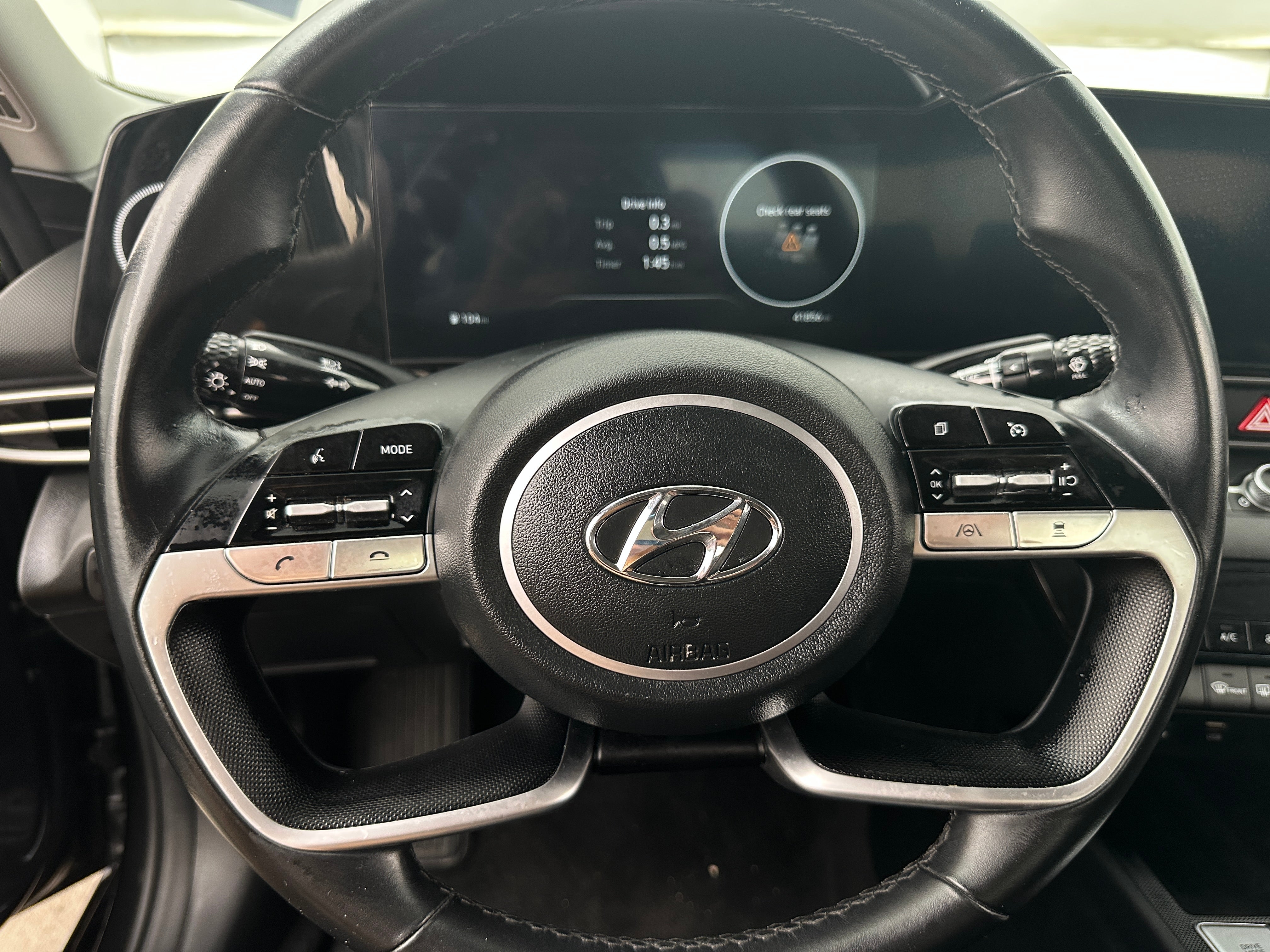 2023 Hyundai Elantra SEL 5
