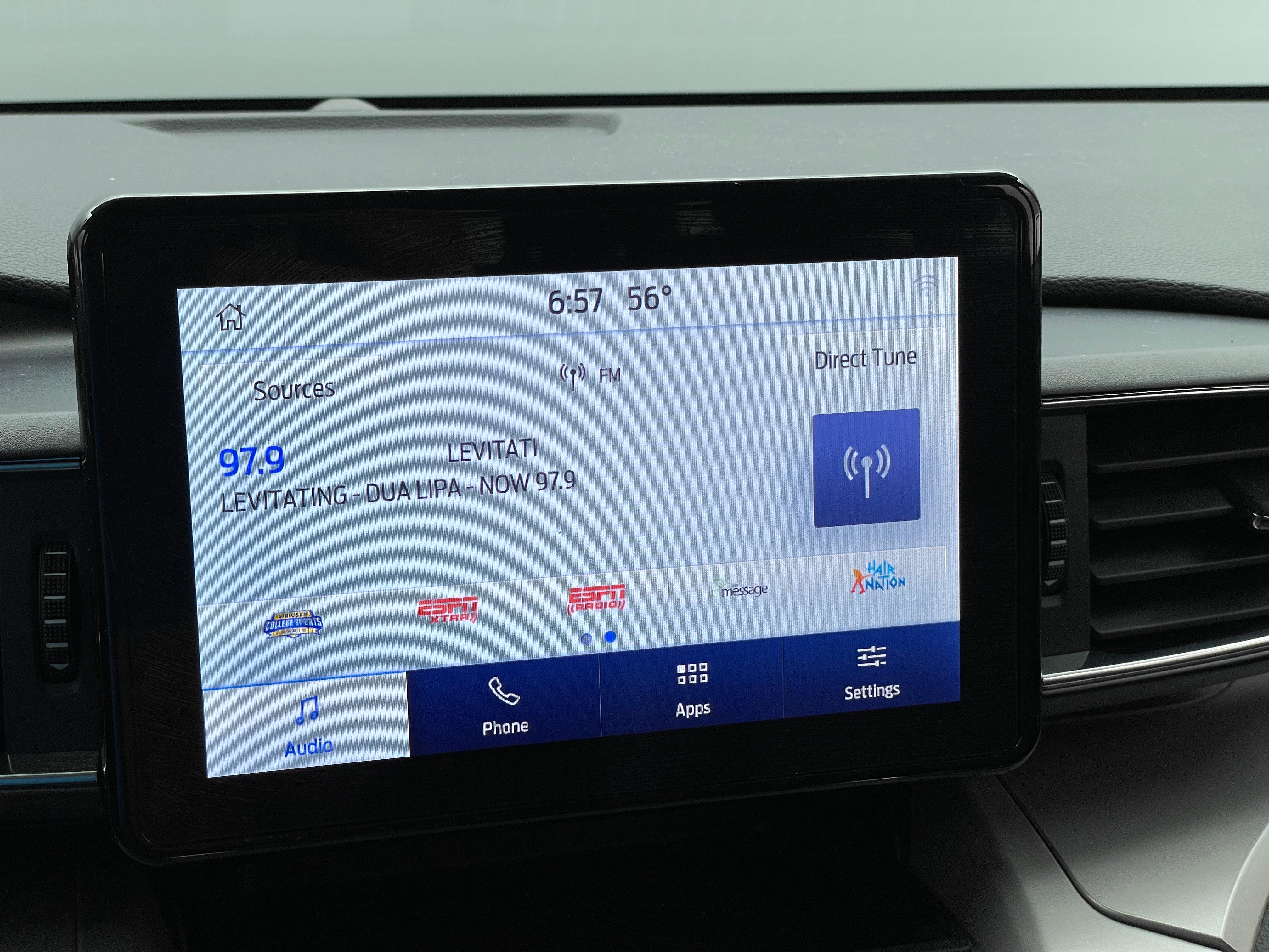 2024 Ford Explorer XLT 3