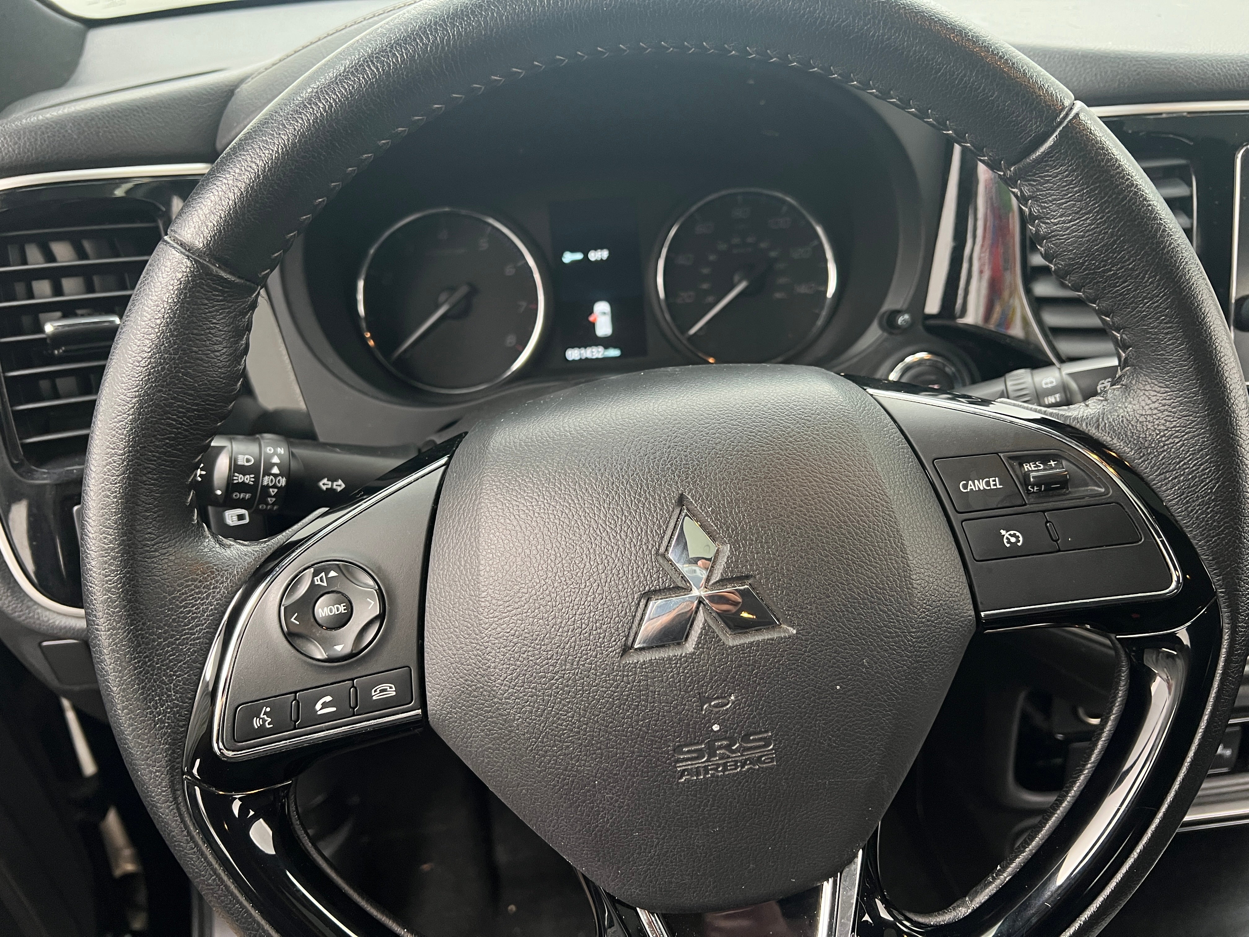 2018 Mitsubishi Outlander LE 5