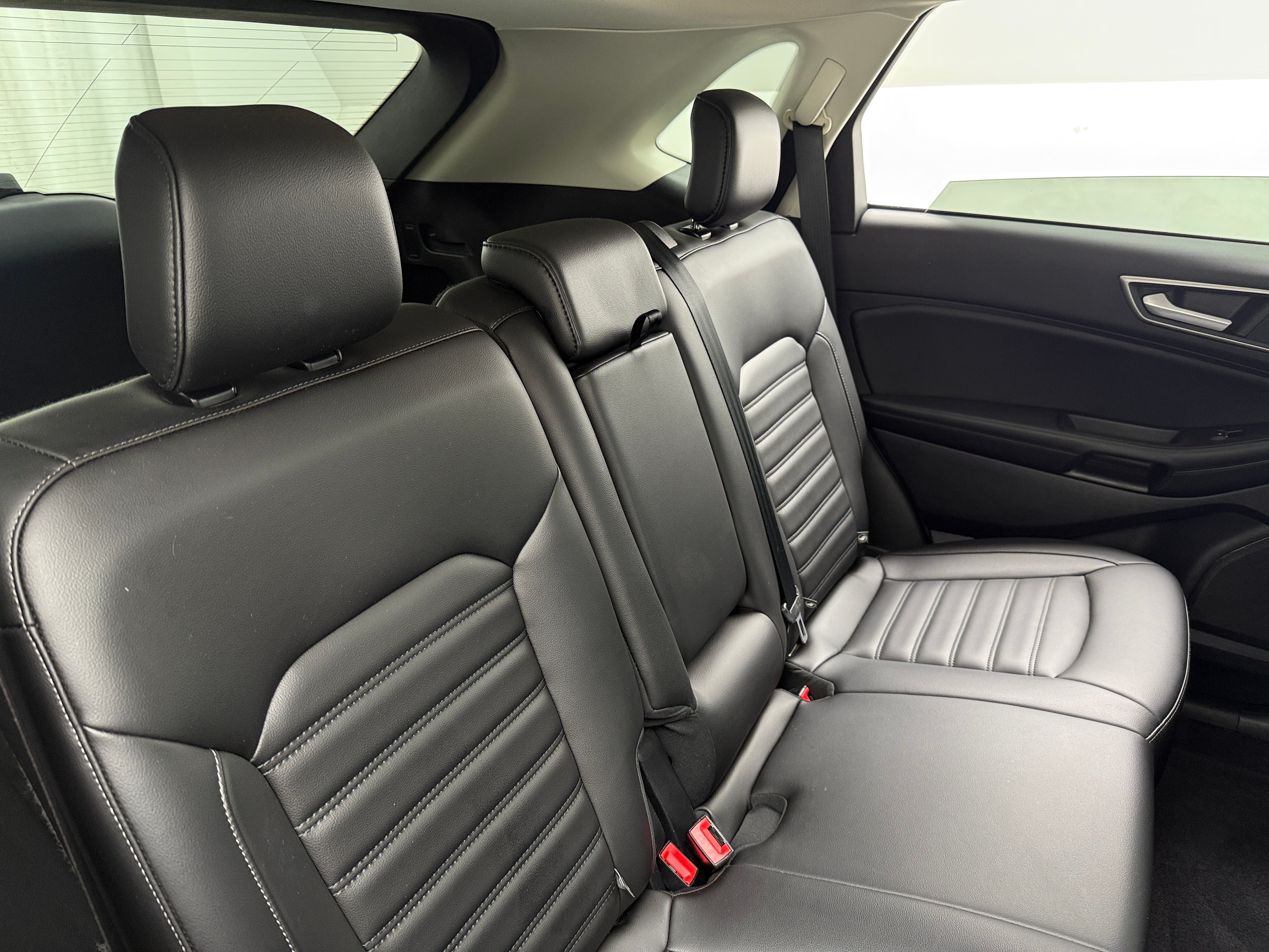 2022 Ford Edge SEL 5
