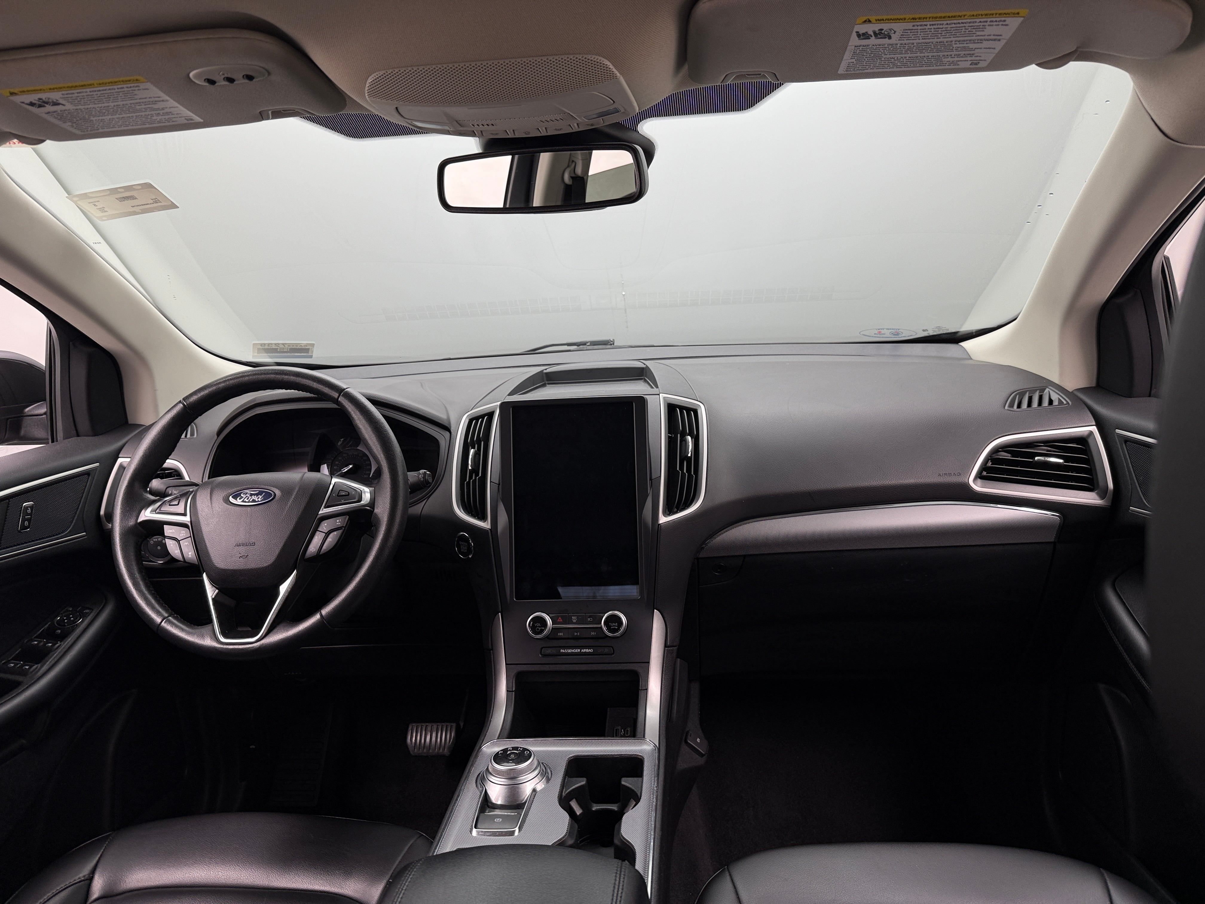 2022 Ford Edge SEL 2