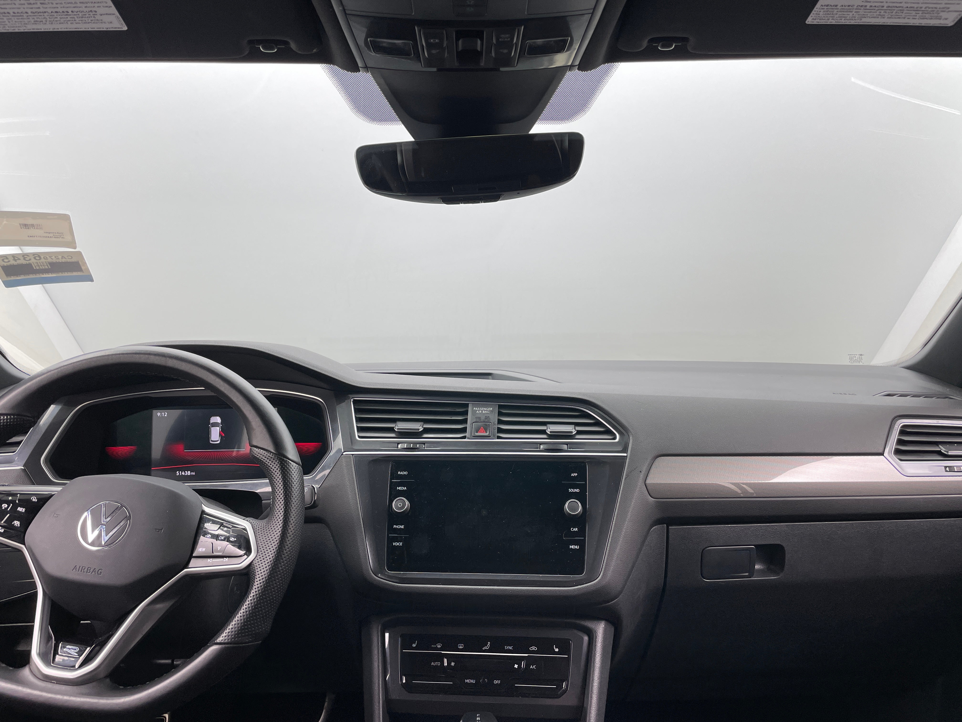 2022 Volkswagen Tiguan SE R-Line Black 2