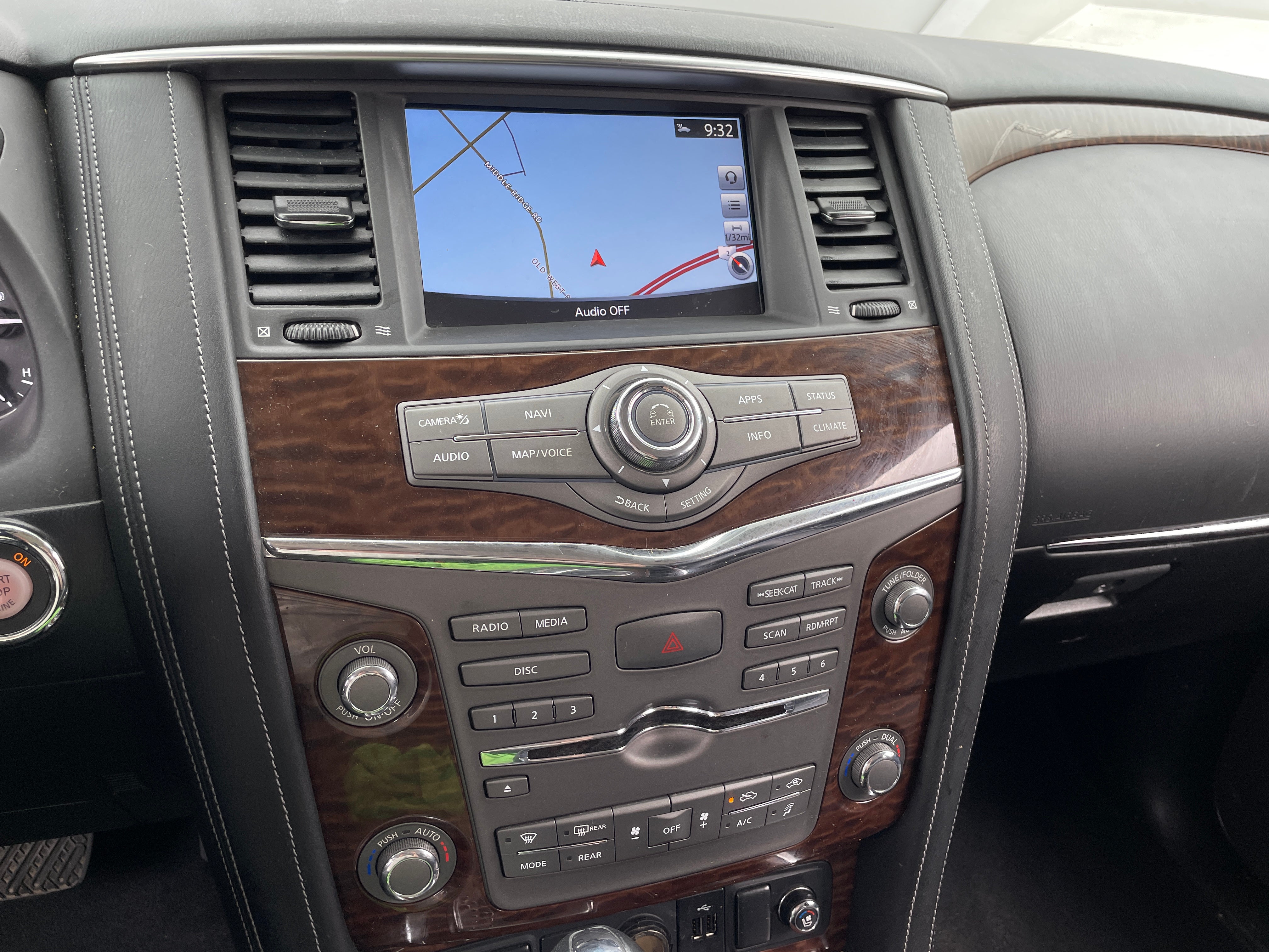 2019 Nissan Armada Platinum Edition 3