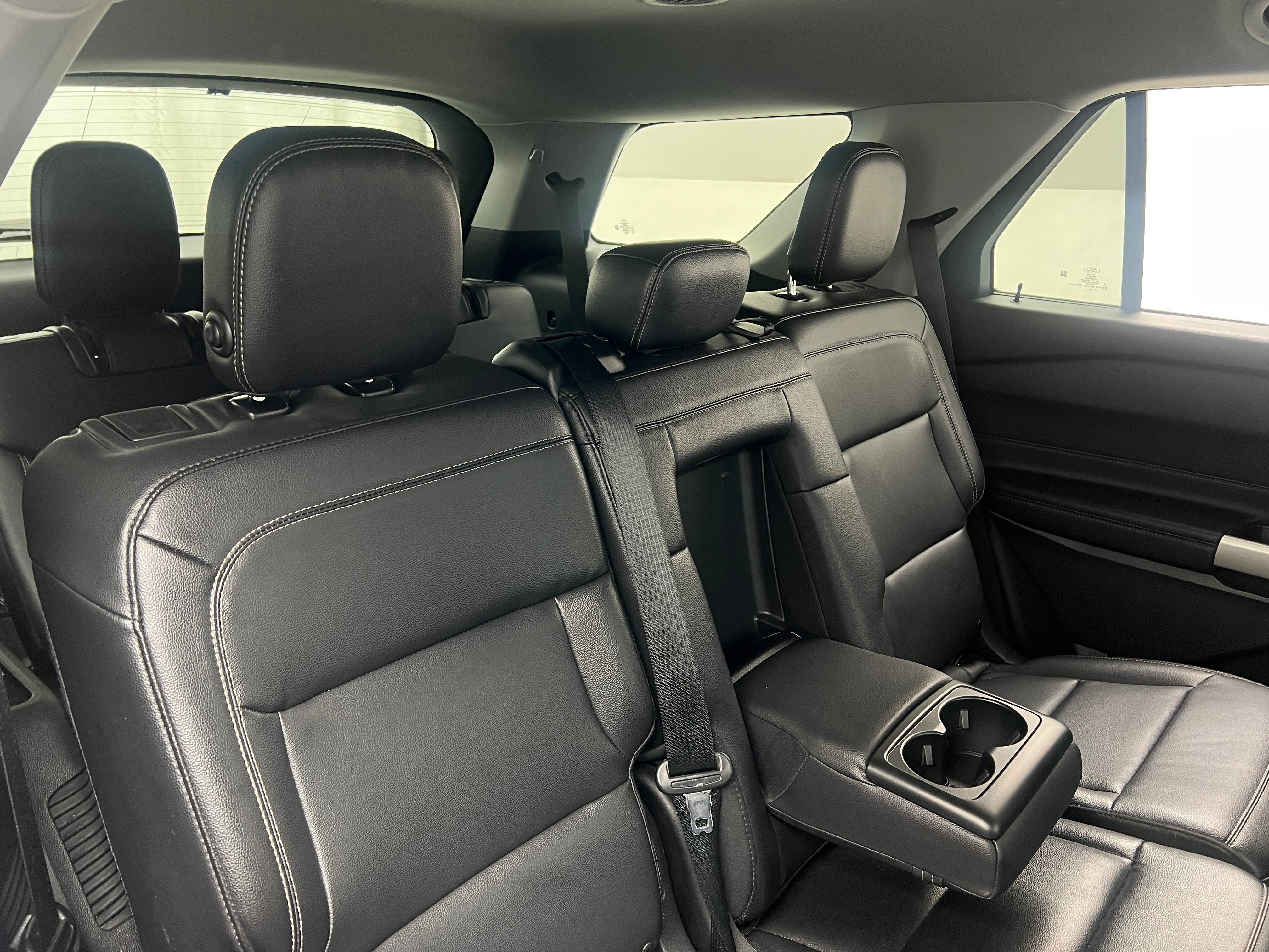 2020 Ford Explorer XLT 6