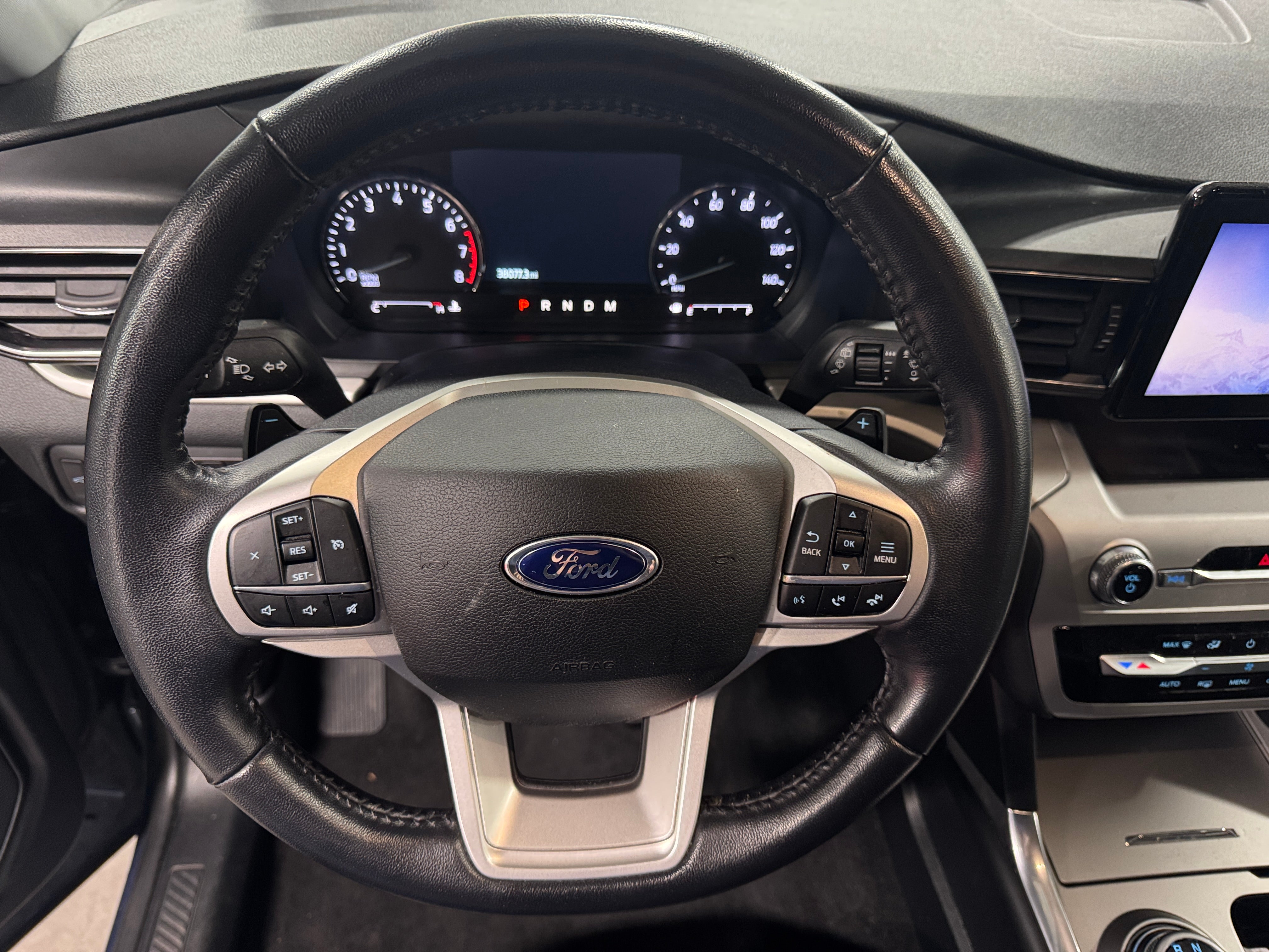 2020 Ford Explorer XLT 5