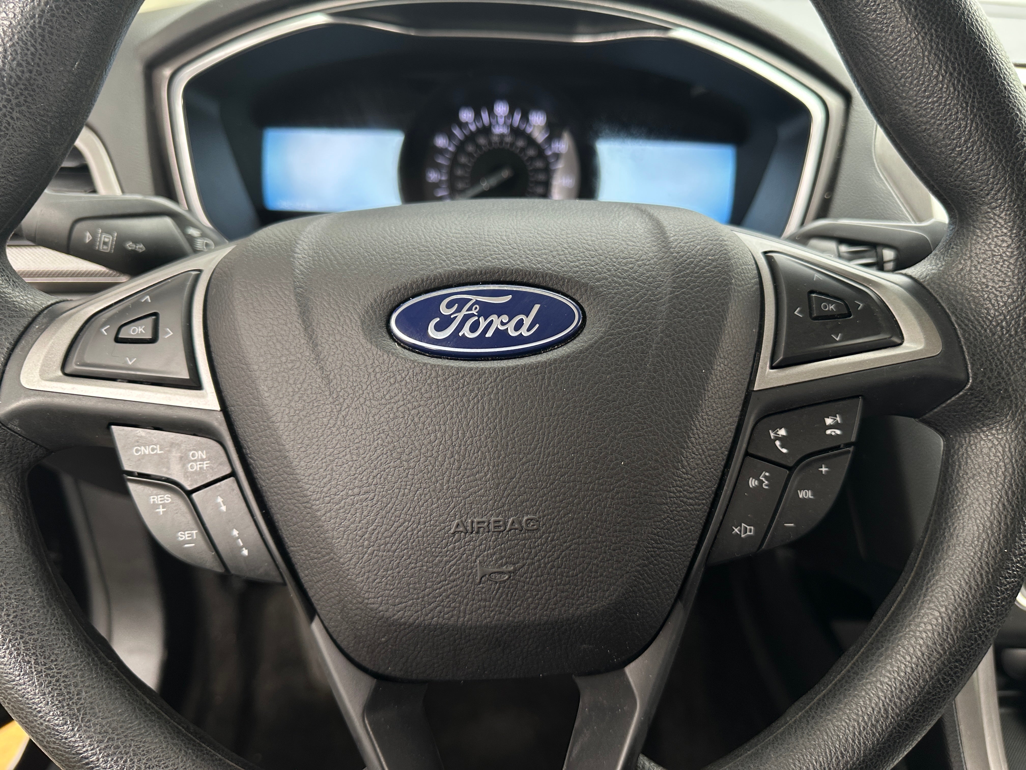 2020 Ford Fusion SE 5