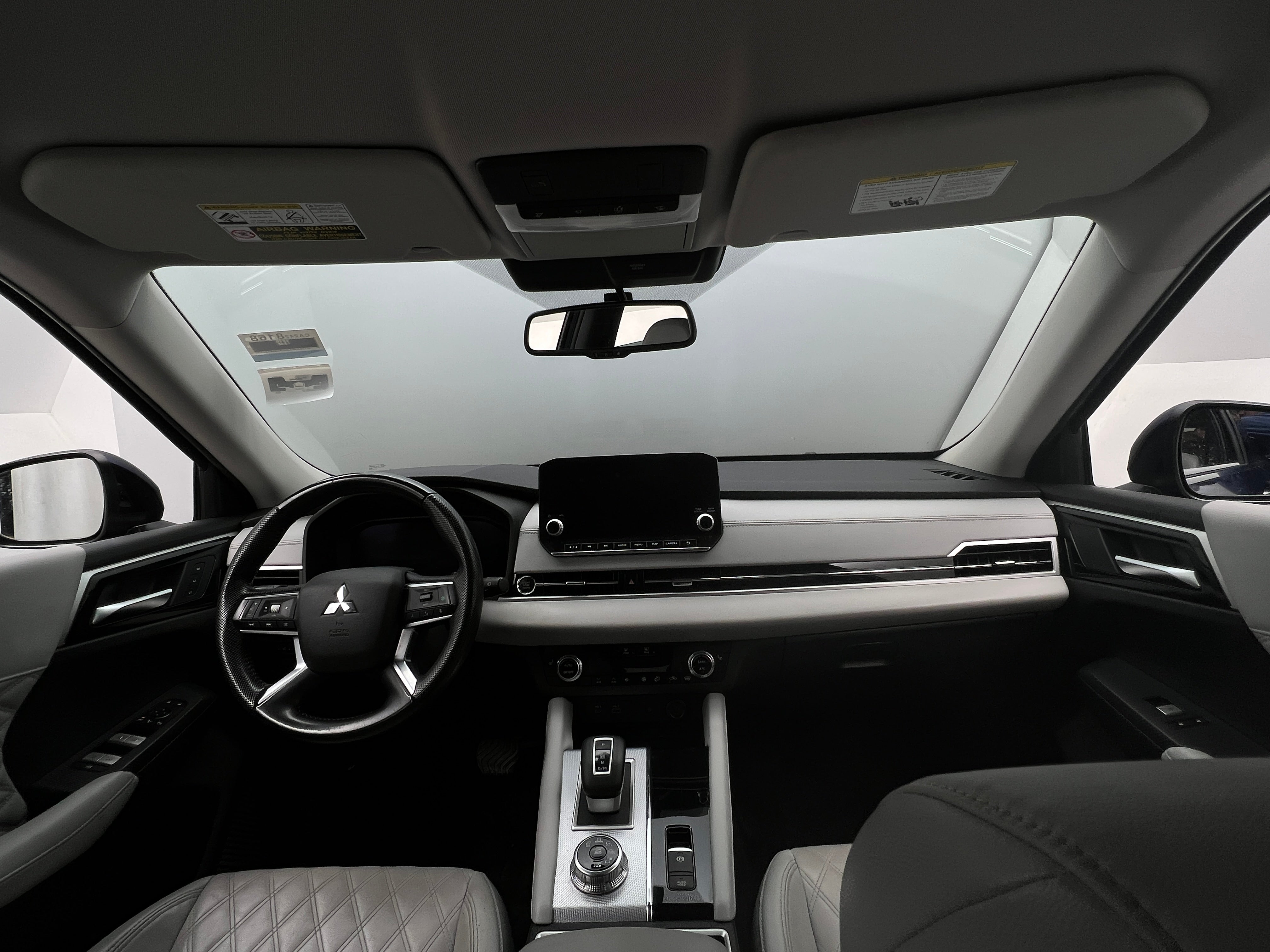2022 Mitsubishi Outlander SEL 2