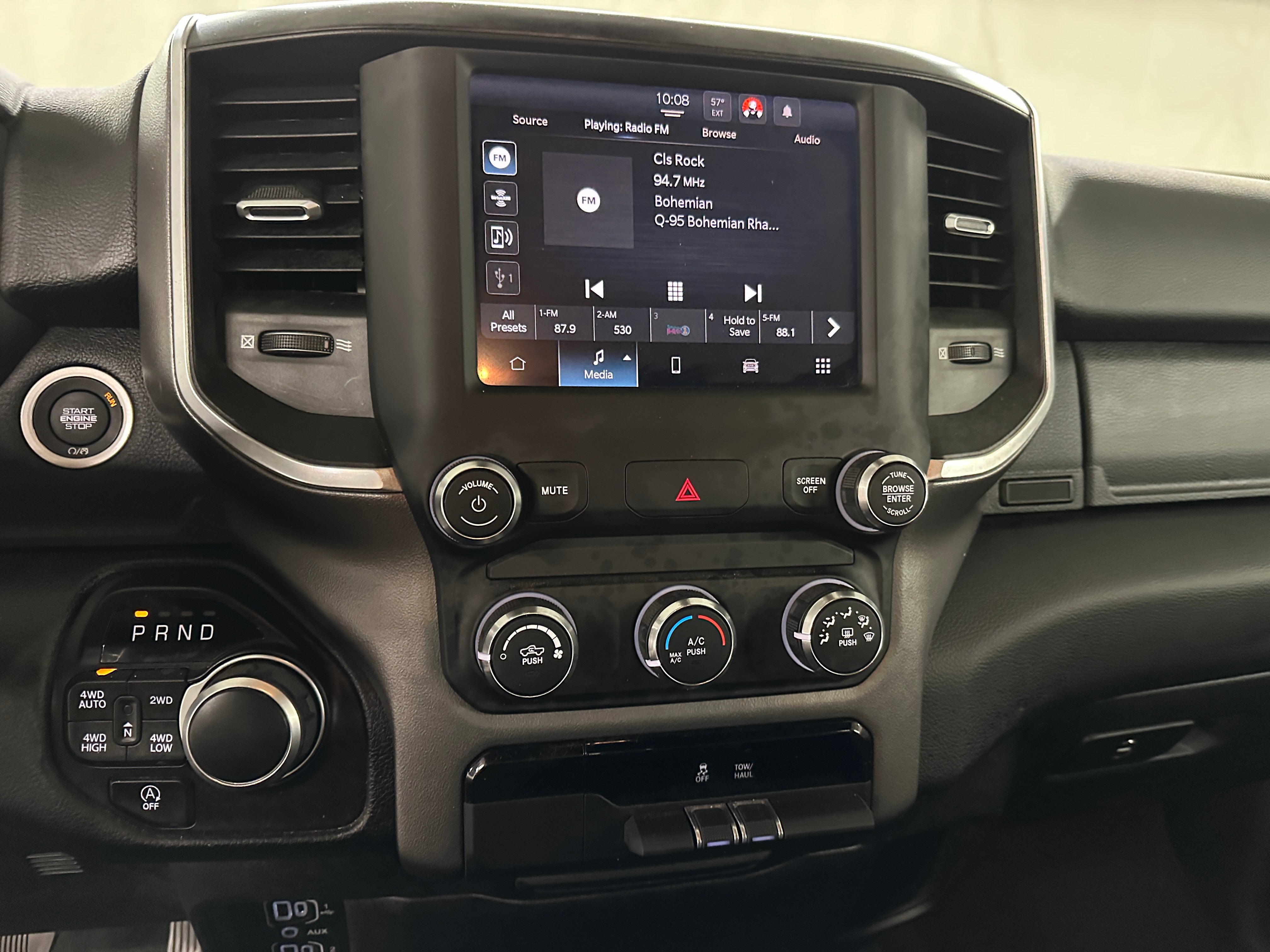 2022 RAM 1500 Big Horn 4