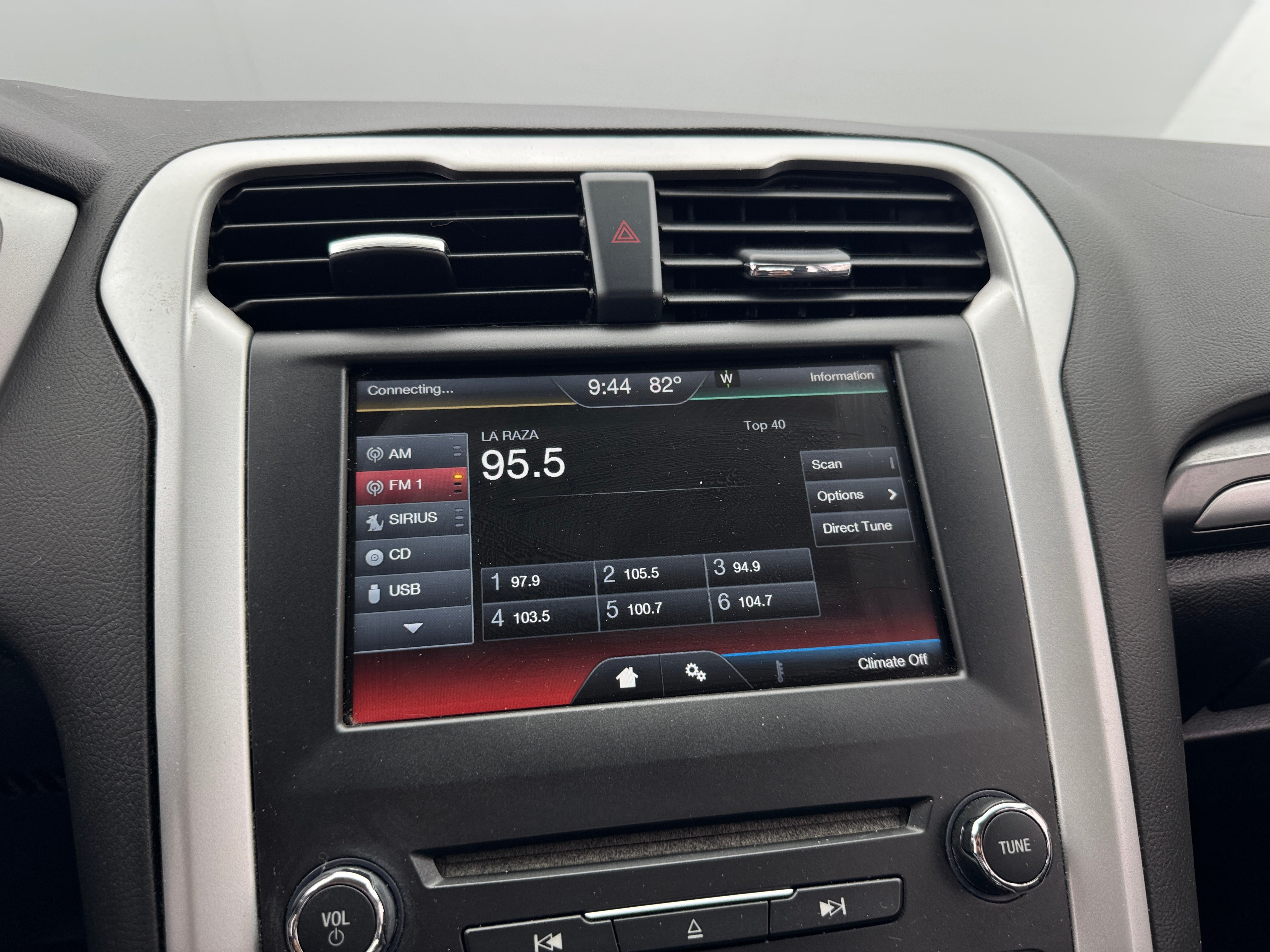 2016 Ford Fusion SE 4
