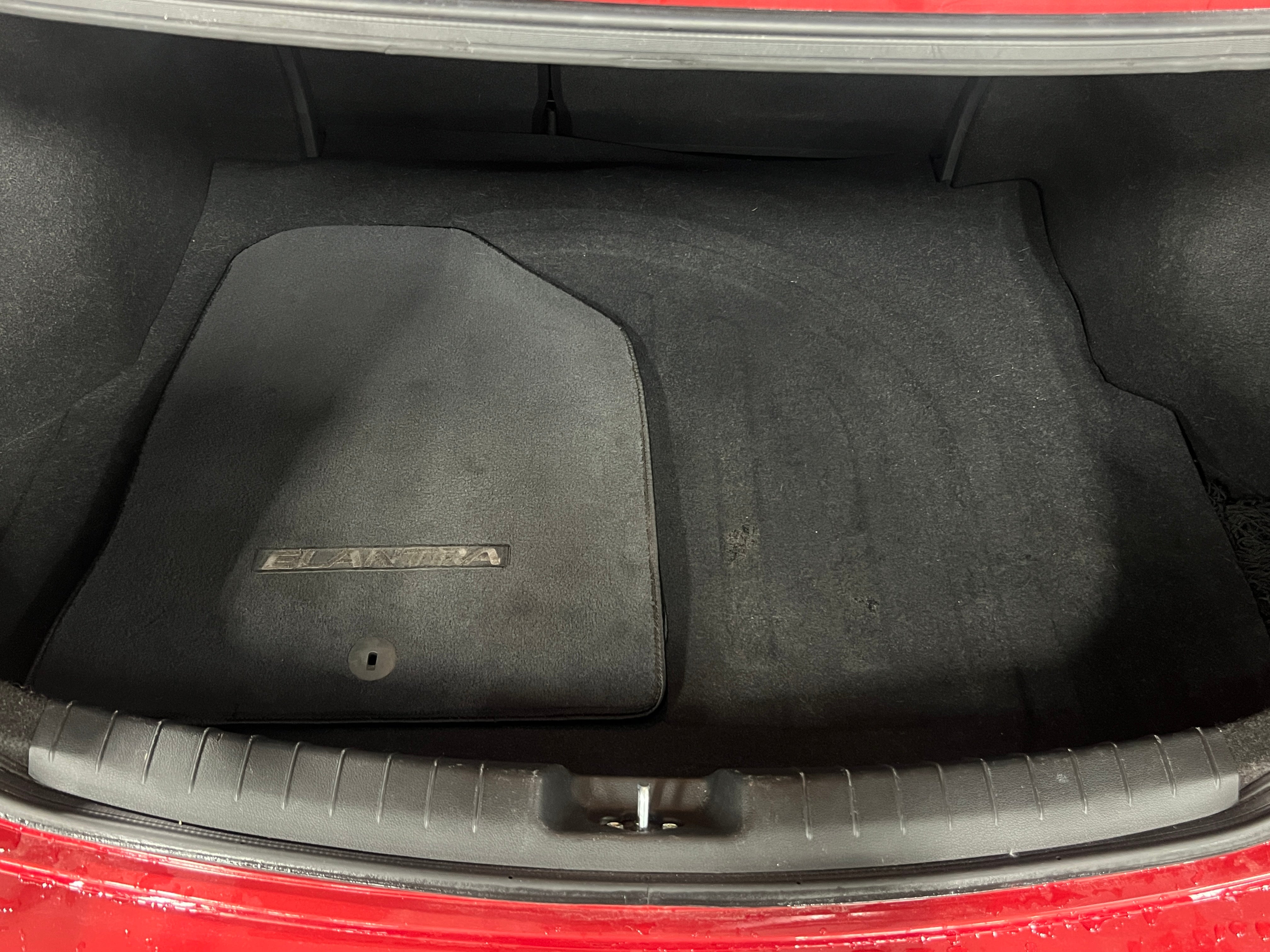 2017 Hyundai Elantra SE 7