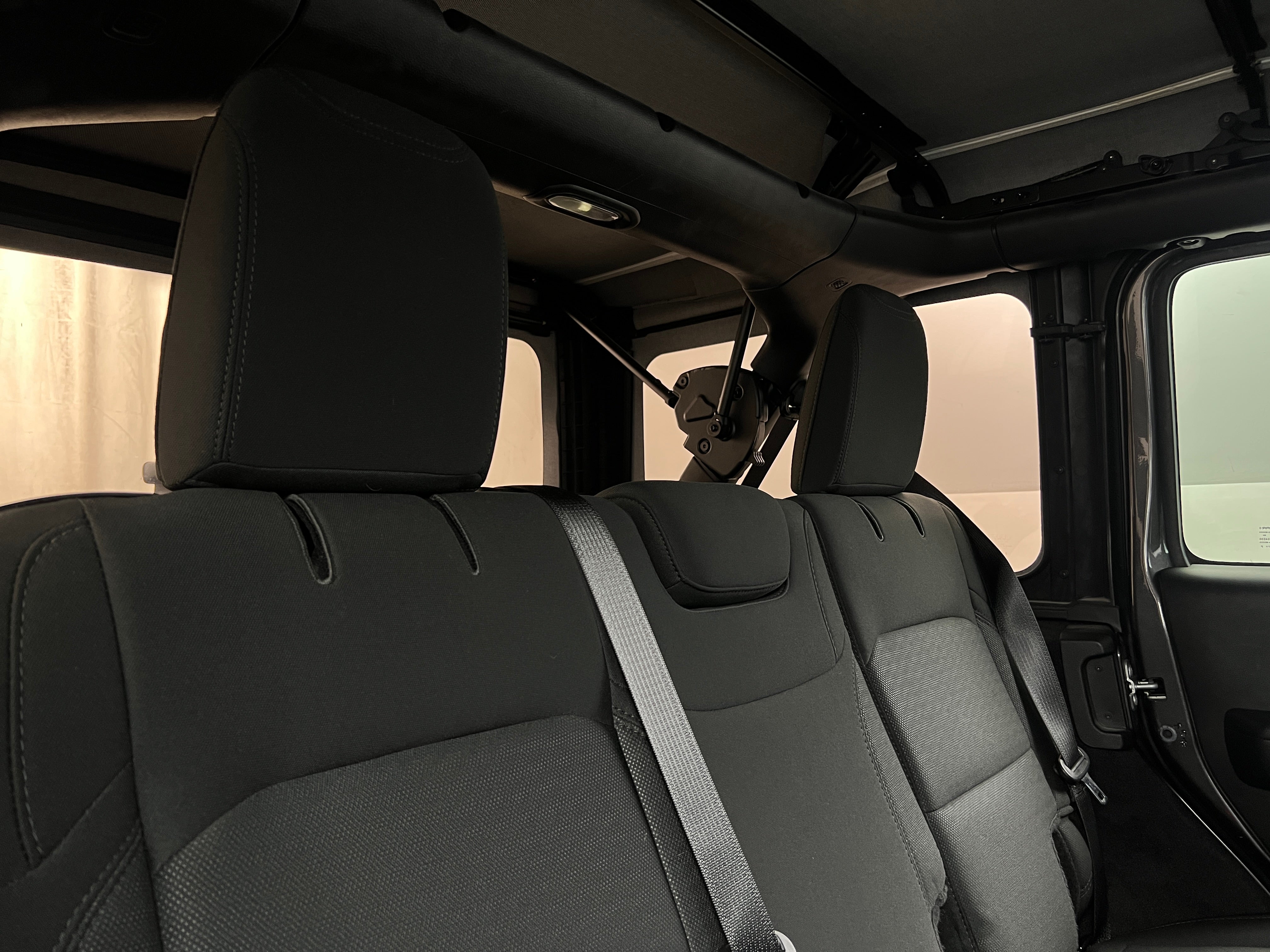 2019 Jeep Wrangler Unlimited Sport S 6