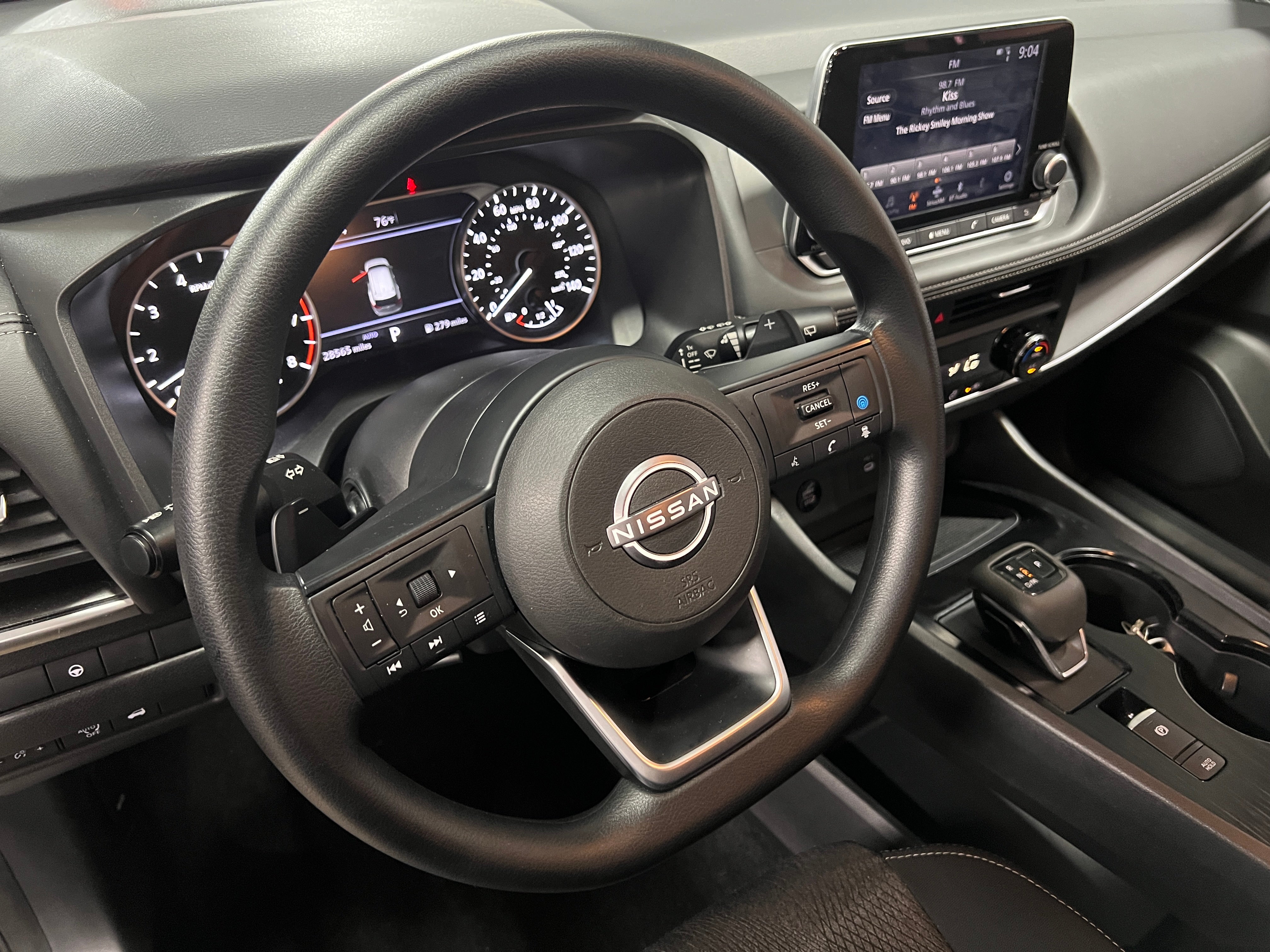 2024 Nissan Rogue SV 5