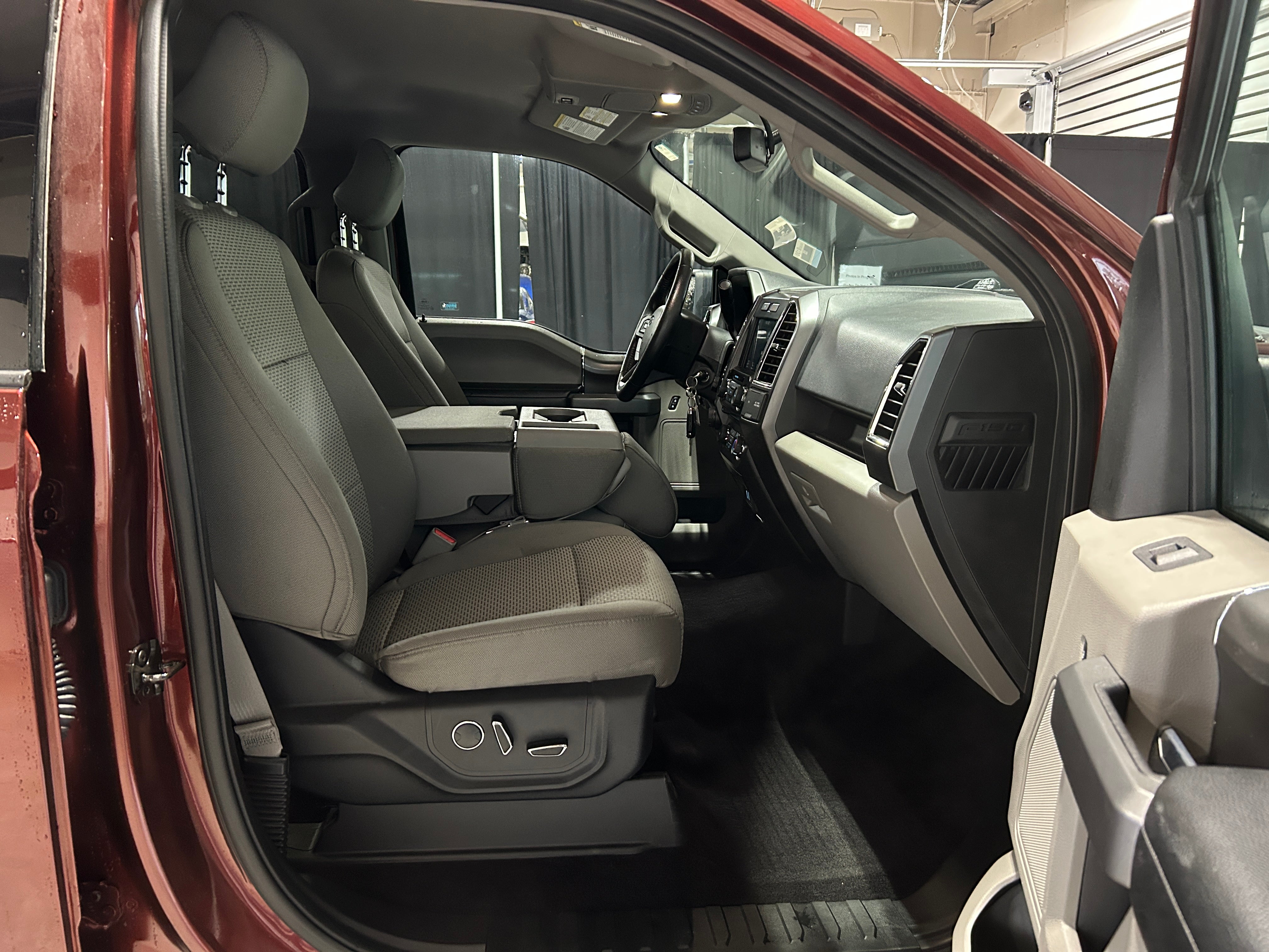 2016 Ford Econoline E-150 2