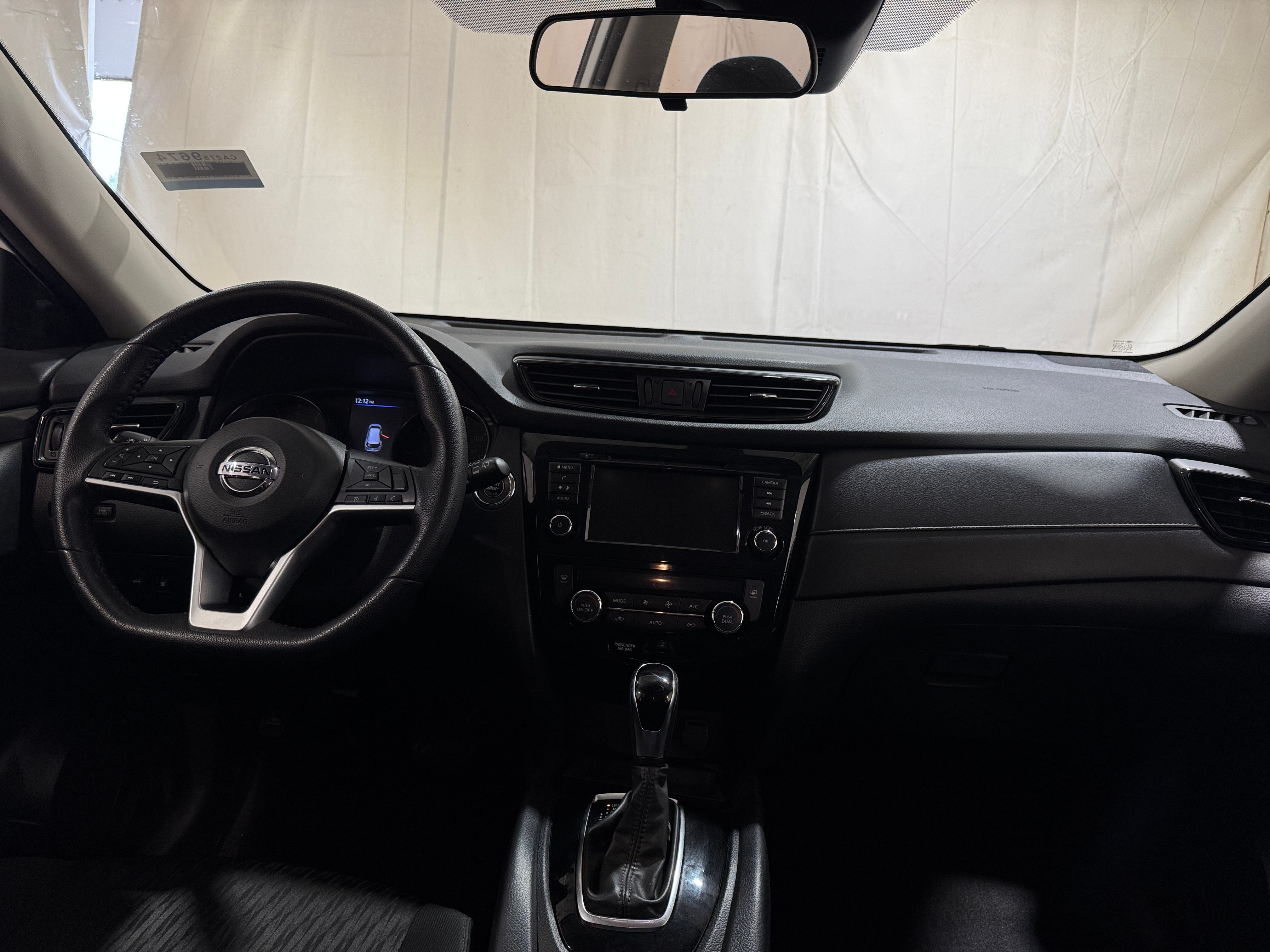 2020 Nissan Rogue SV 3