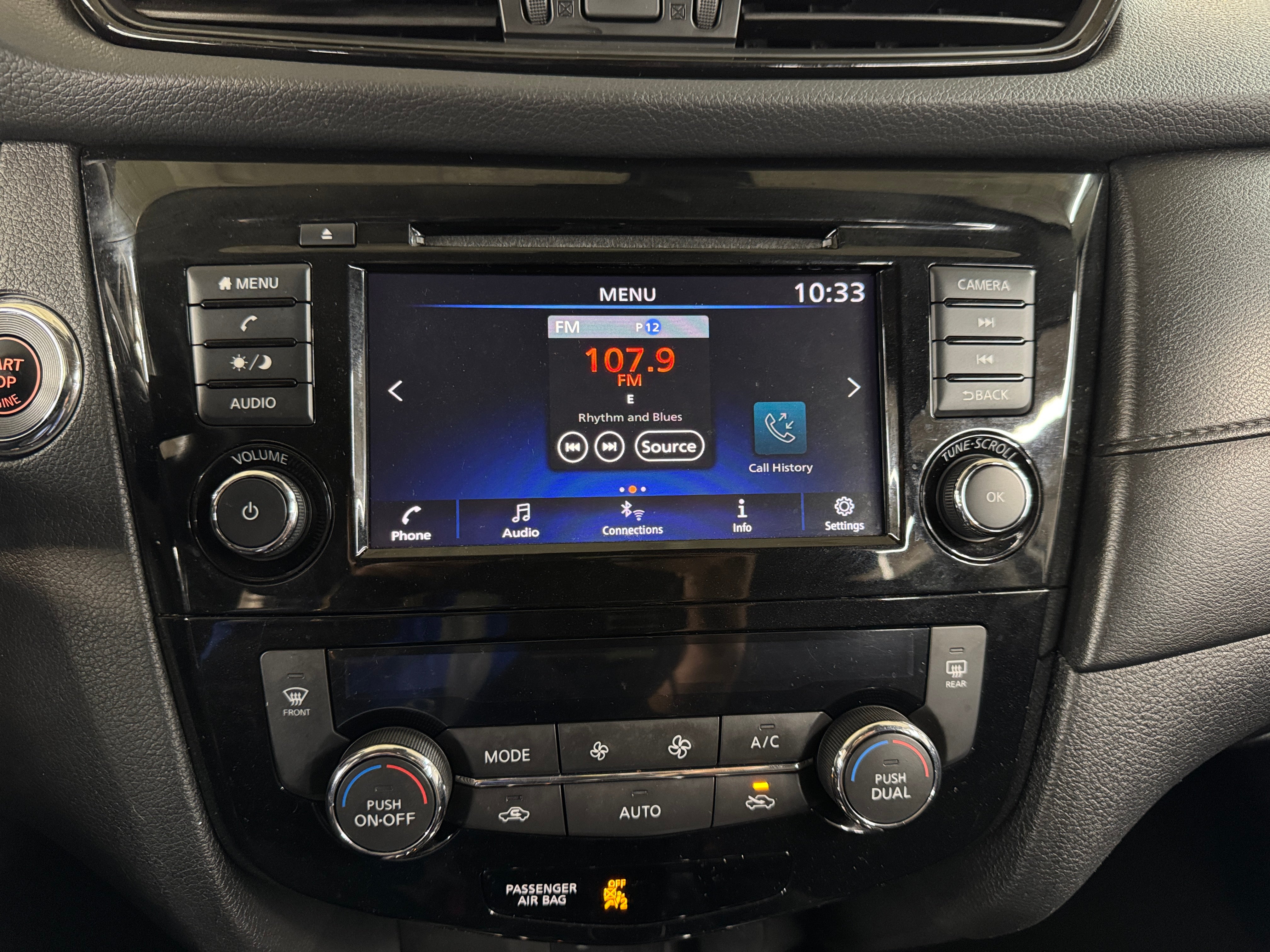 2020 Nissan Rogue SV 4