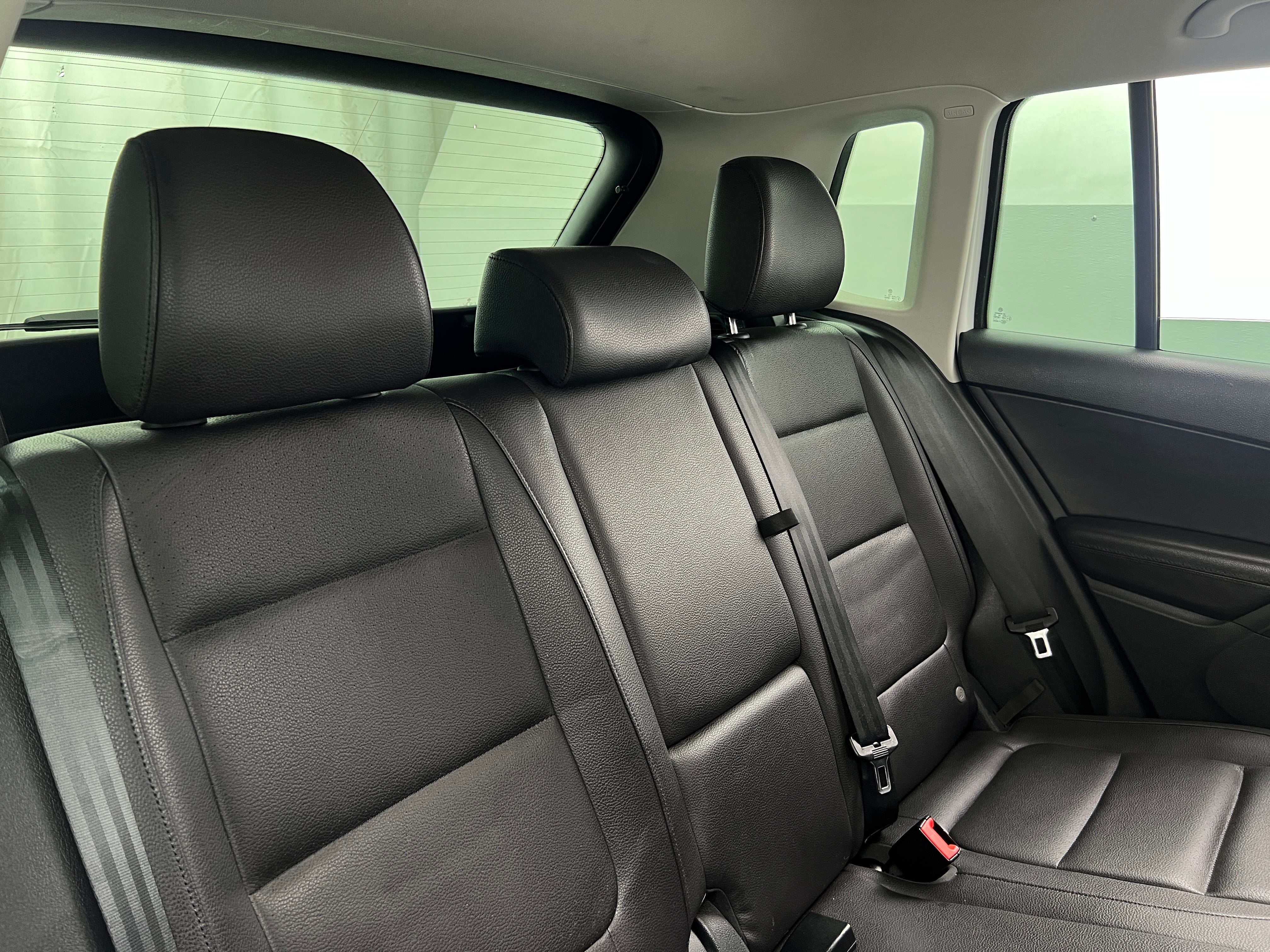 2017 Volkswagen Tiguan 2.0T 5