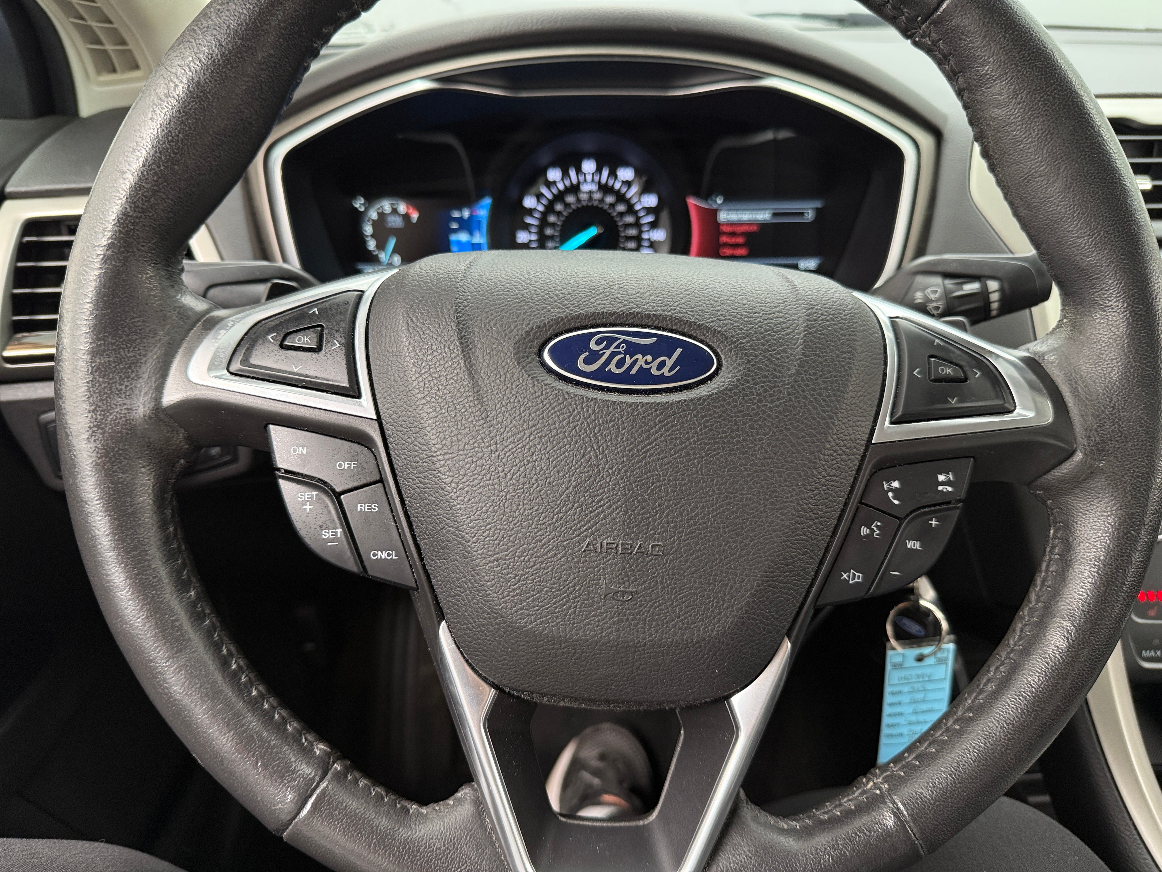 2015 Ford Fusion SE 4