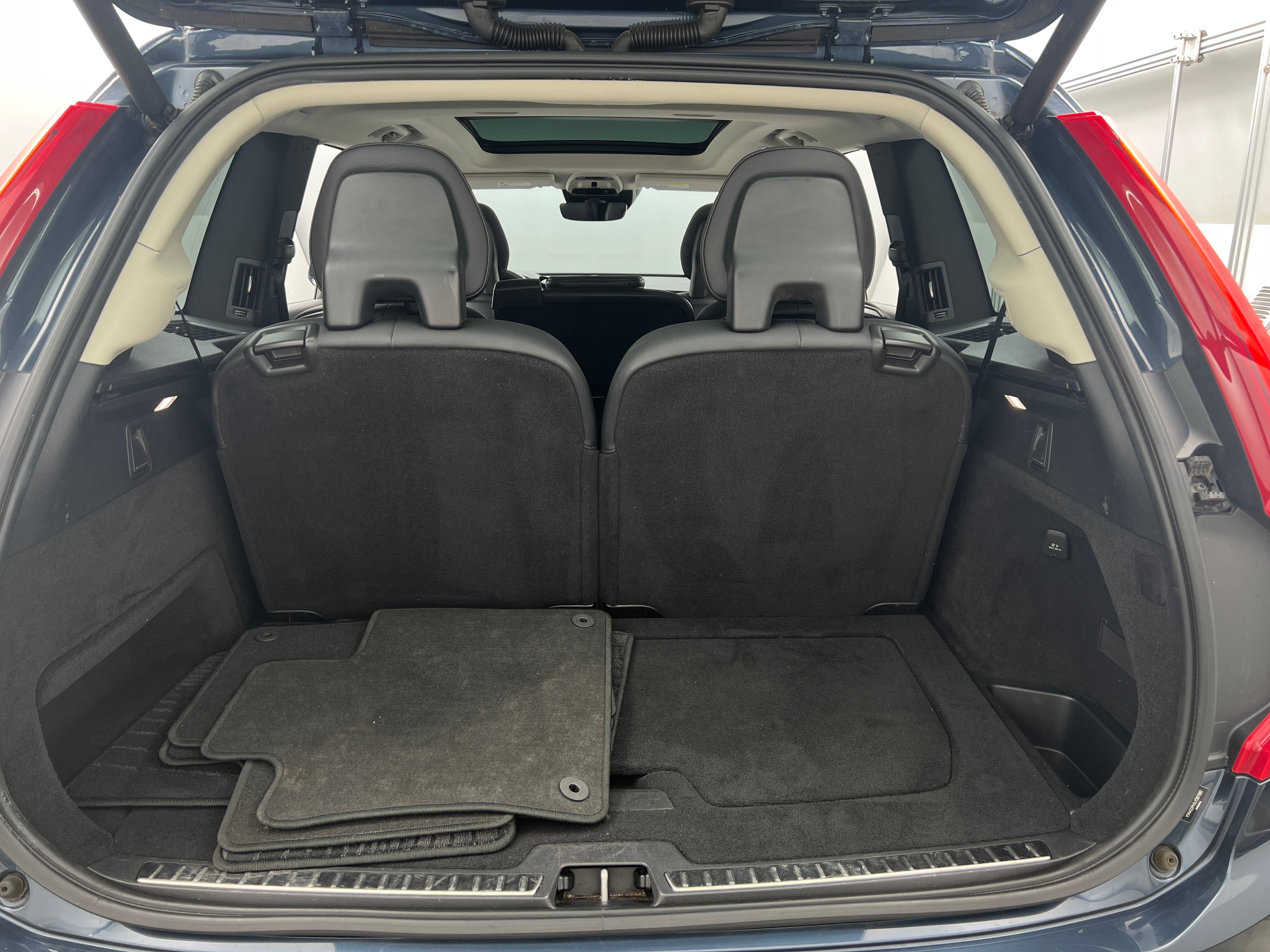 2018 Volvo XC90 T6 Momentum 6