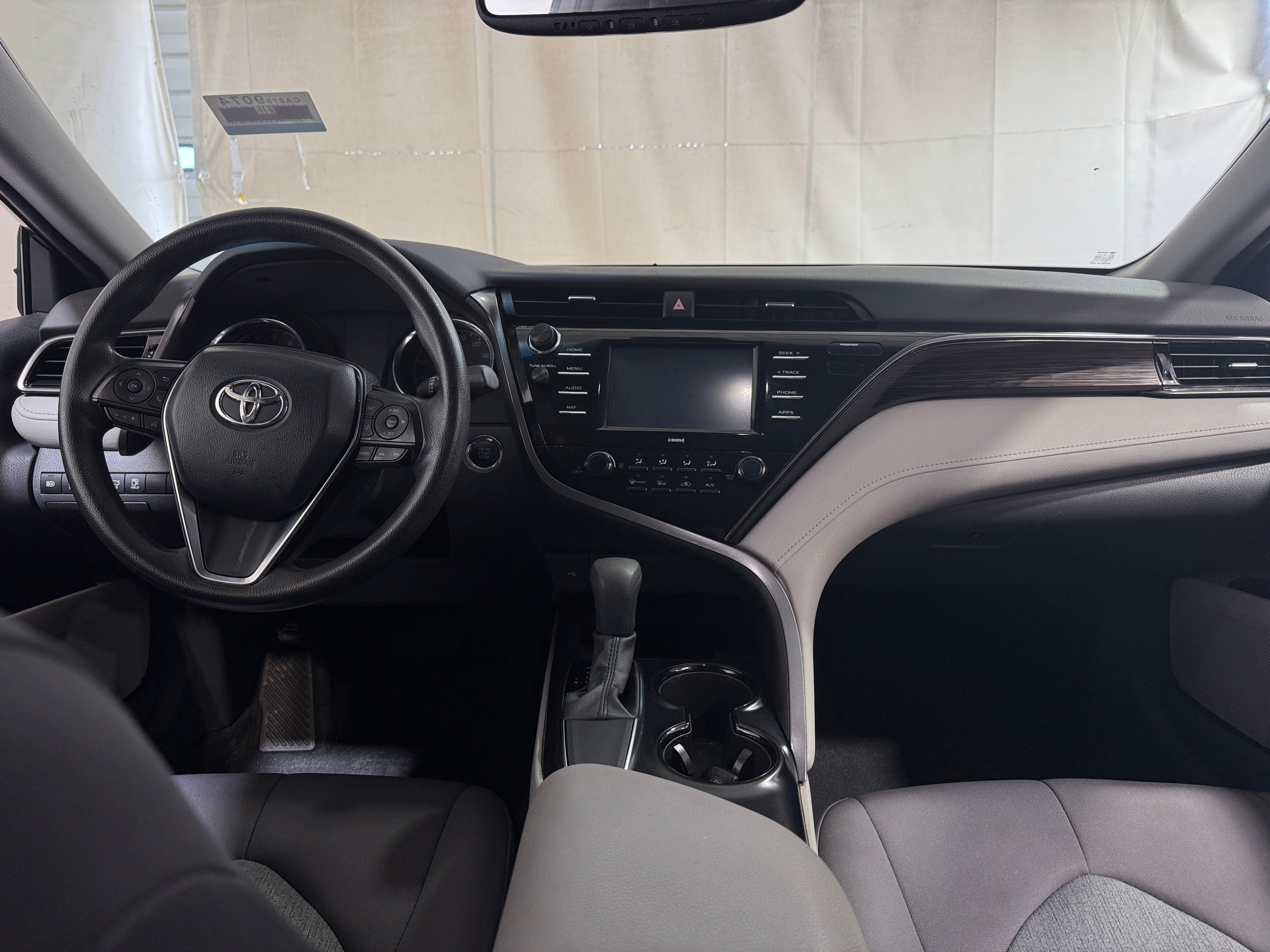 2020 Toyota Camry LE 3