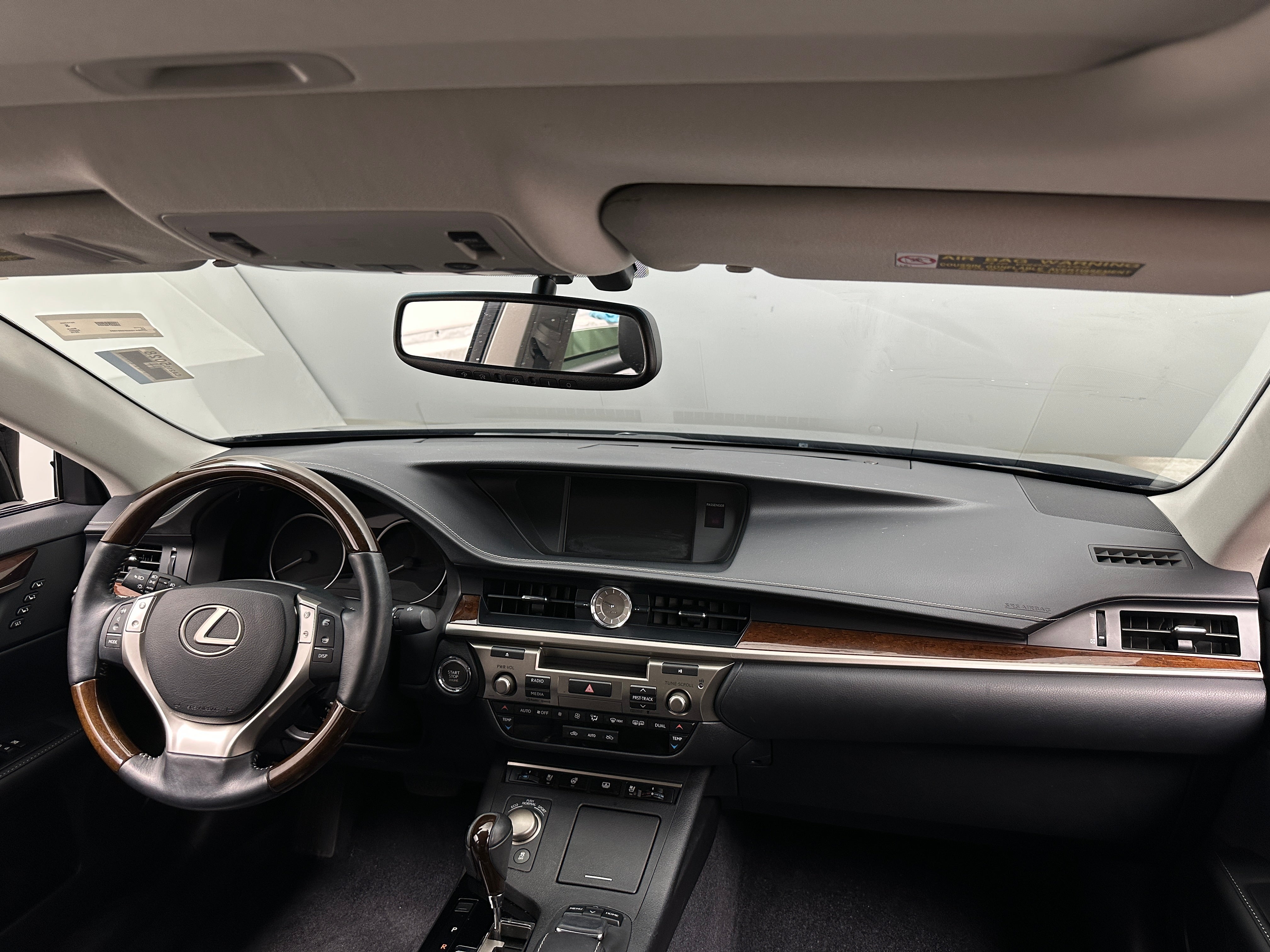2015 Lexus ES 350 3