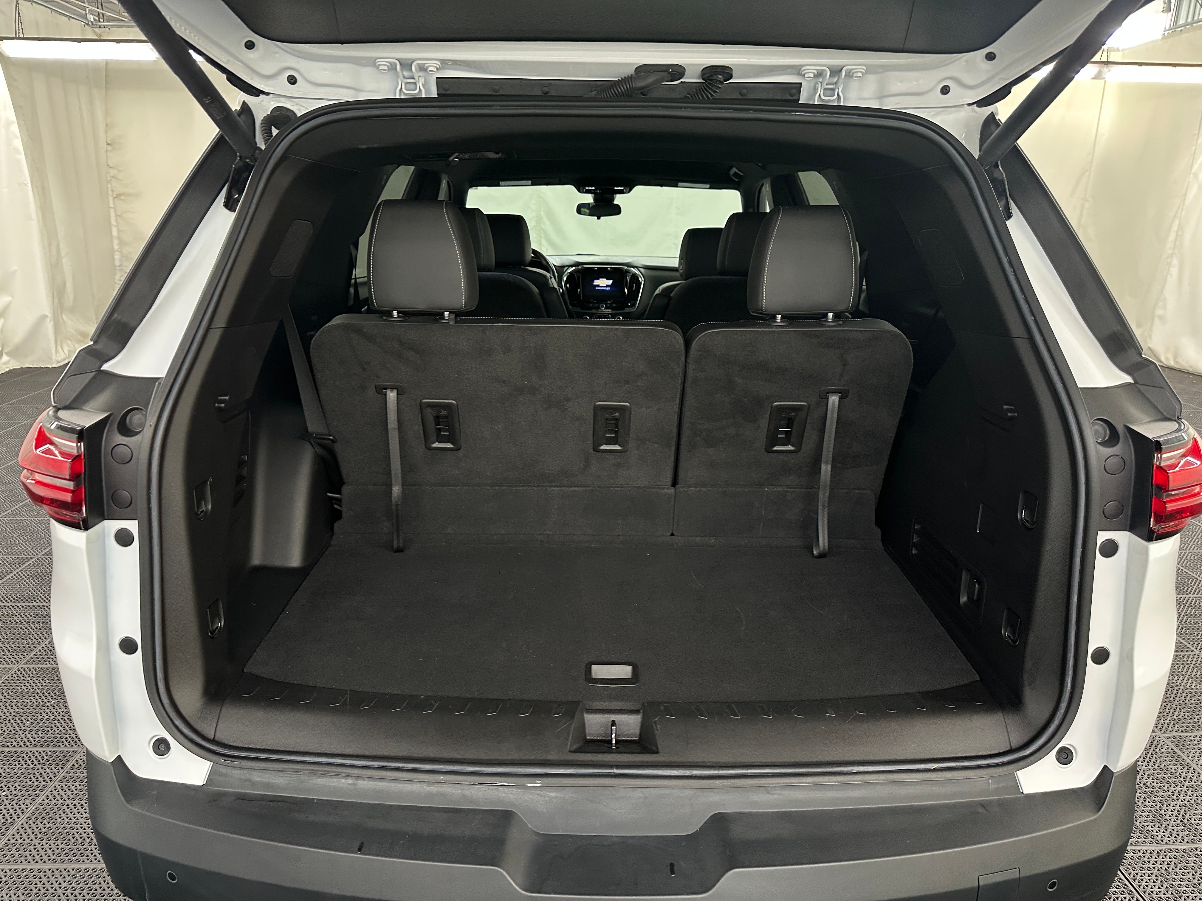 2022 Chevrolet Traverse LT 6