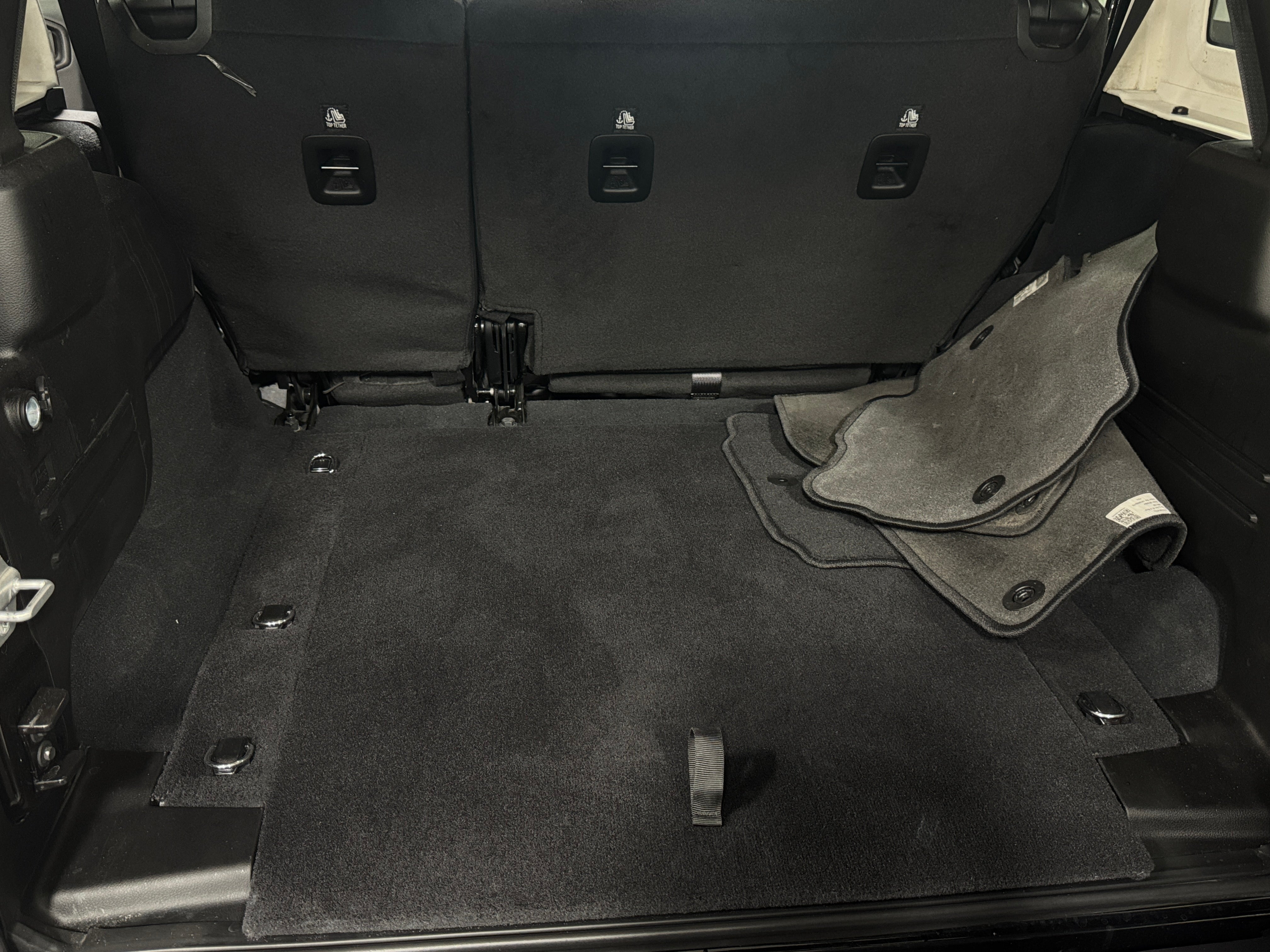 2025 Jeep Wrangler Sahara 7