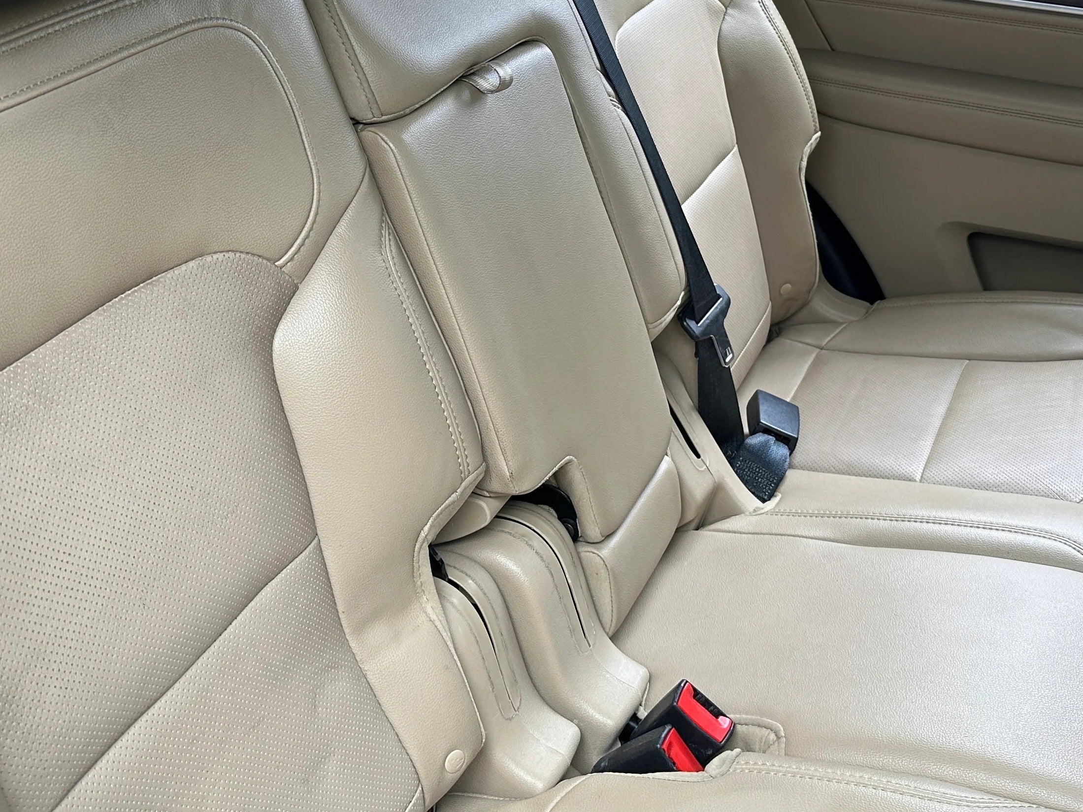 2016 Ford Explorer Limited 5