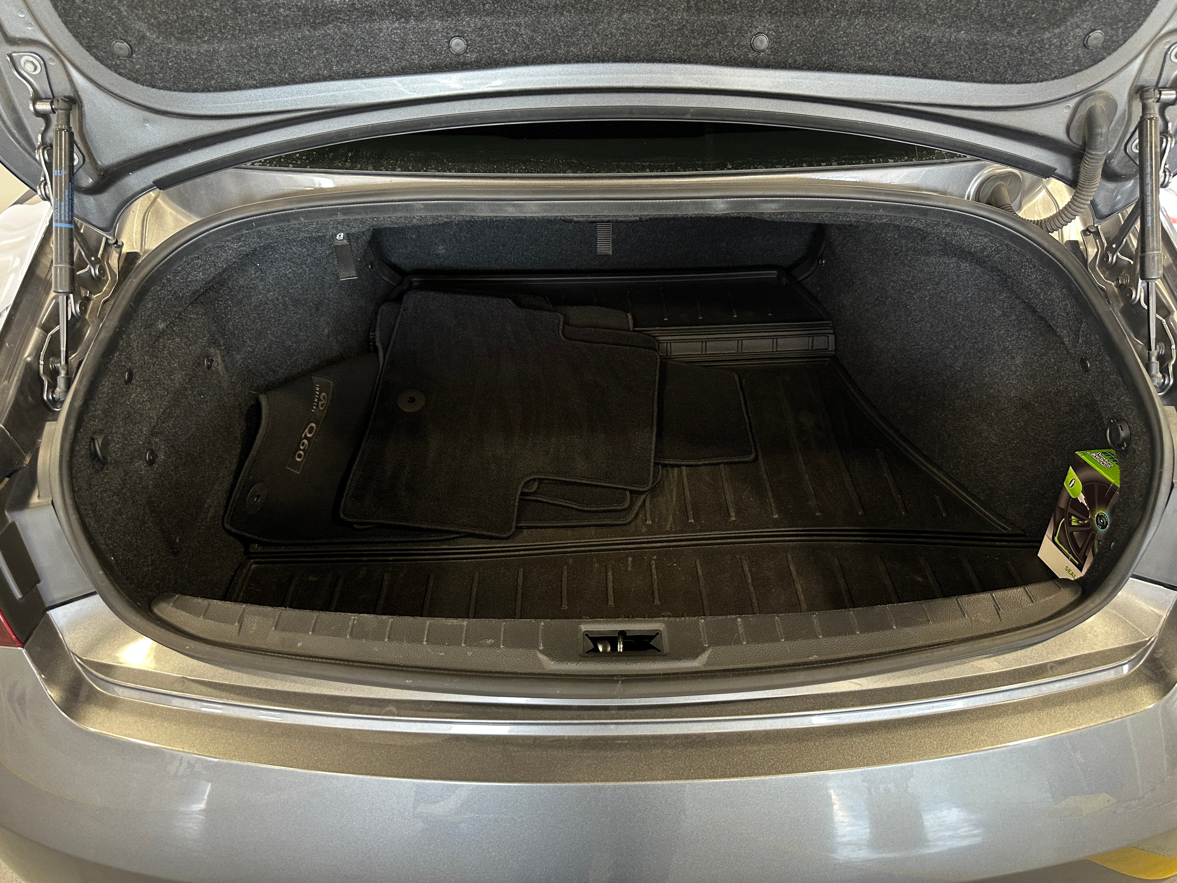 2021 INFINITI Q60 Luxe 6