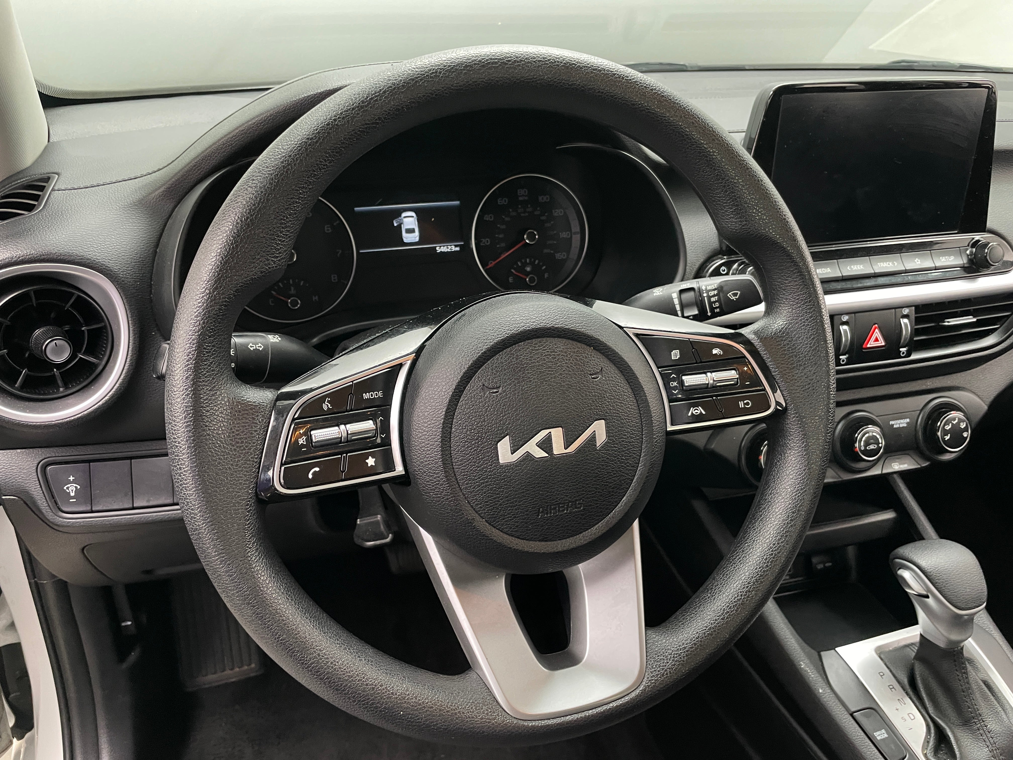 2023 Kia Forte LXS 5