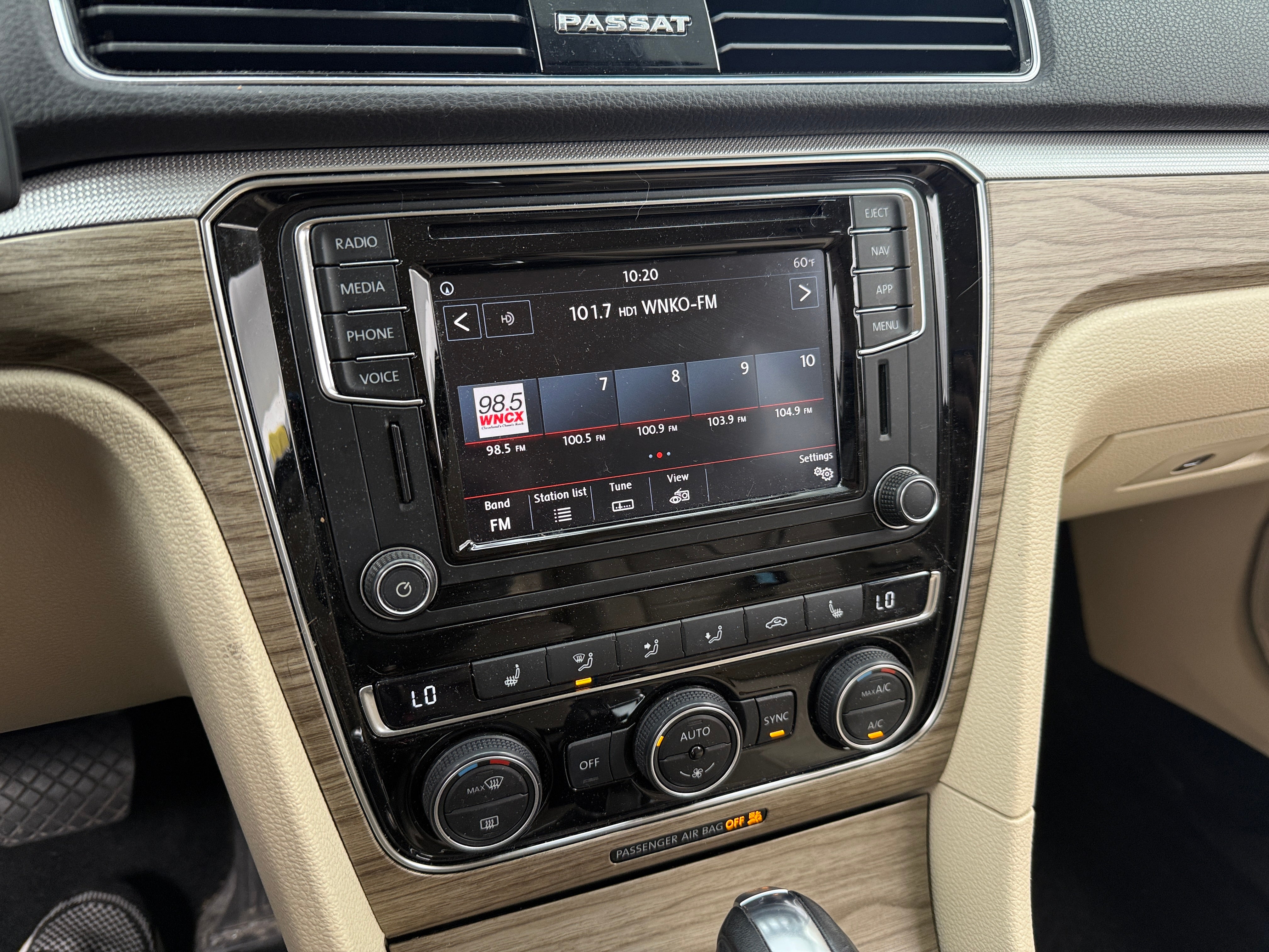 2018 Volkswagen Passat 2.0T 3
