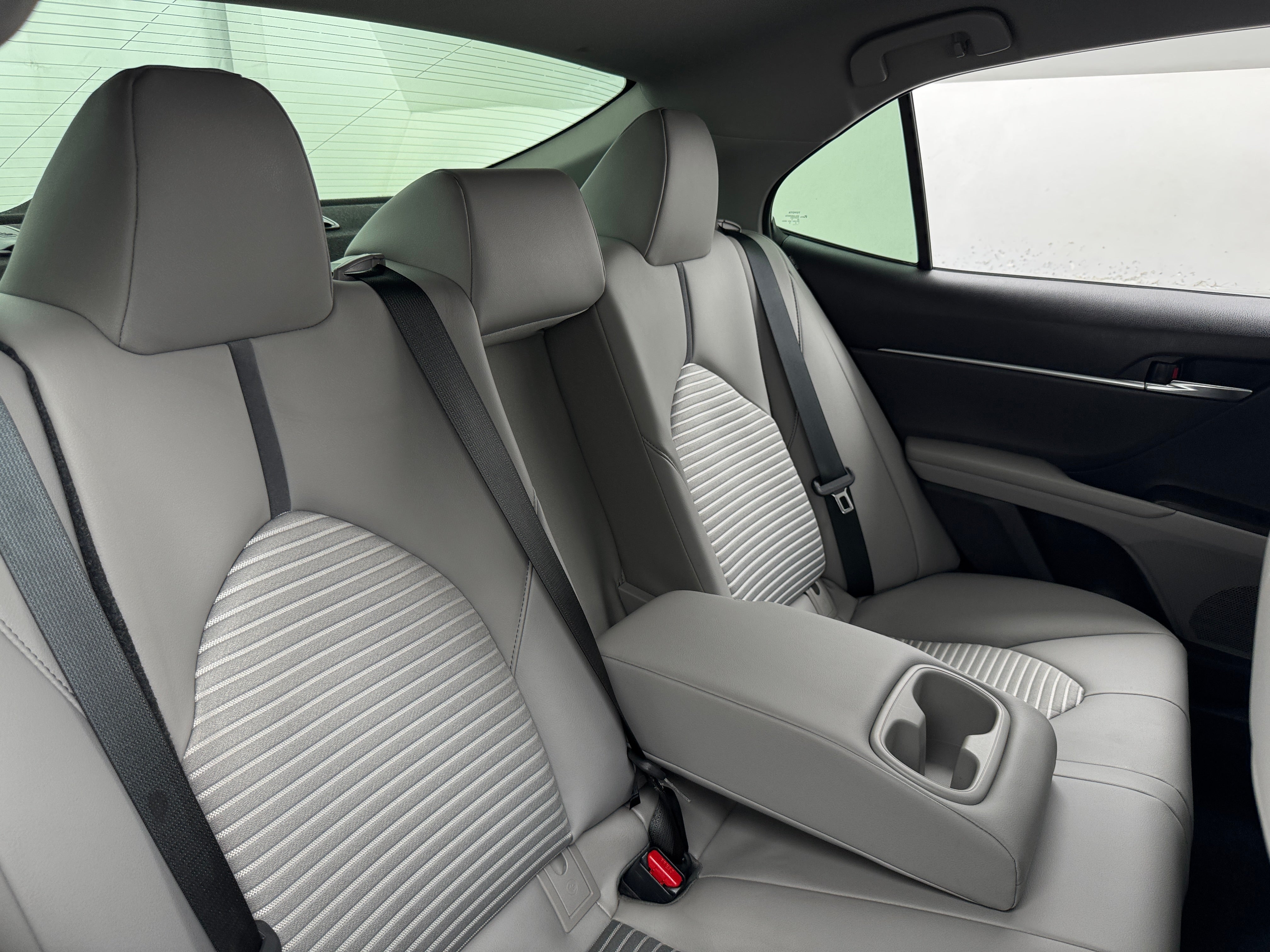 2021 Toyota Camry SE 6