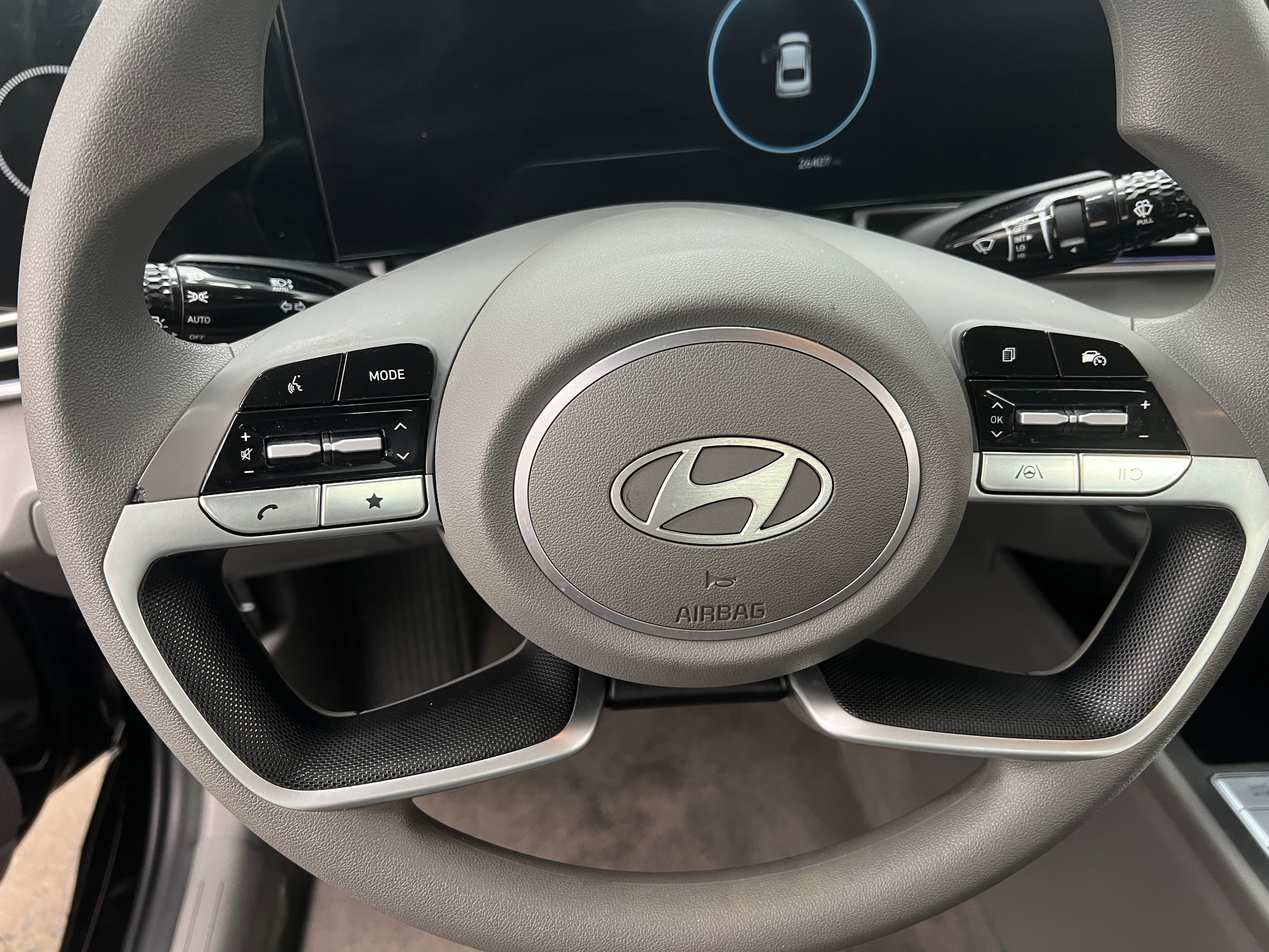 2024 Hyundai Elantra SEL 5